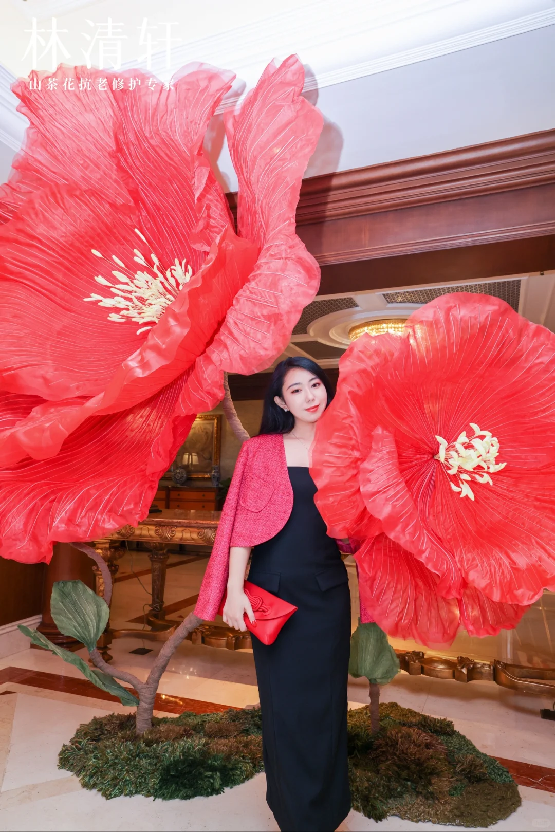 灵动｜巨物山茶花装置｜北京丽思卡尔顿酒店