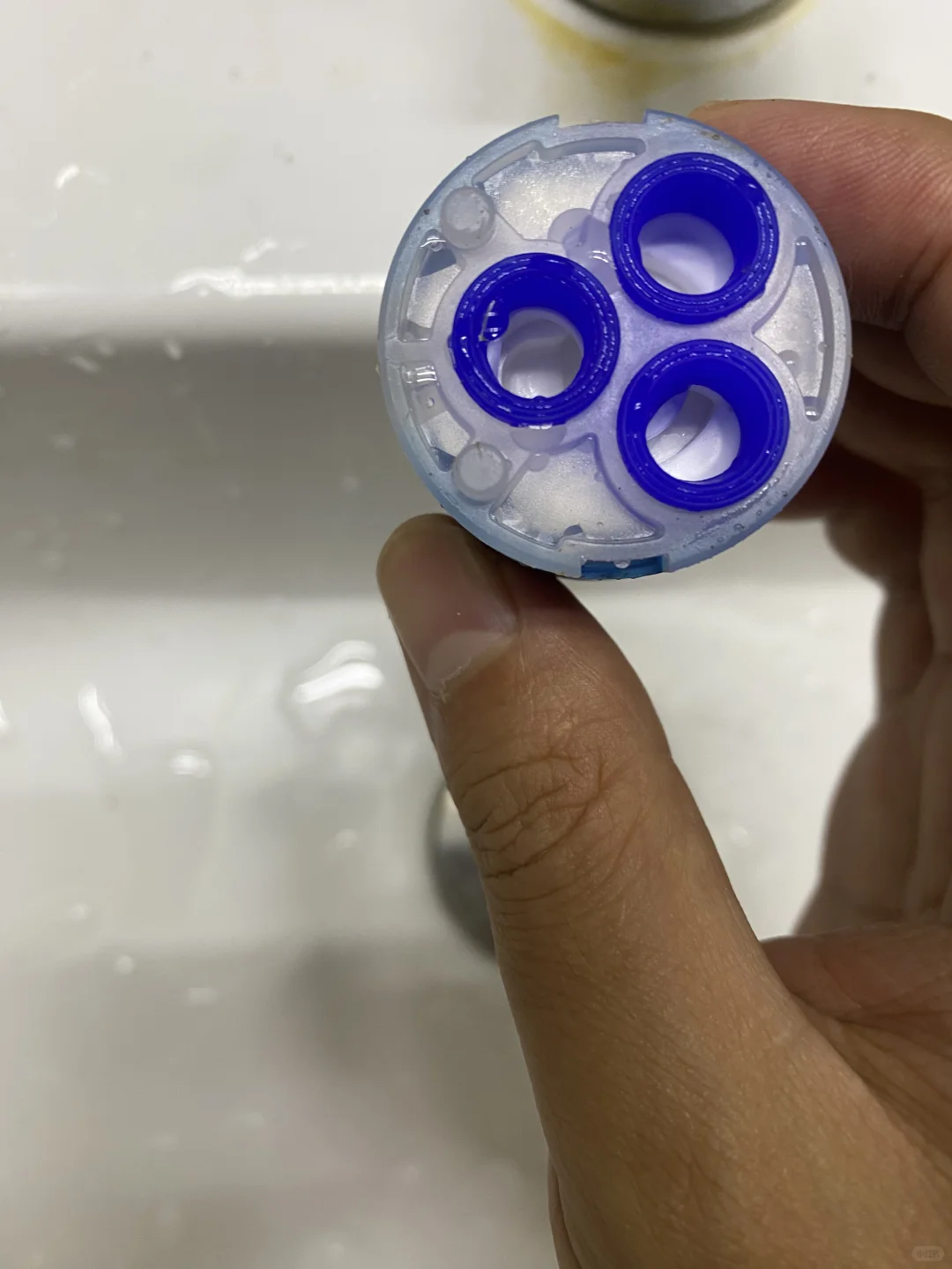 我不仅学会了换阀芯还学会了换水龙头