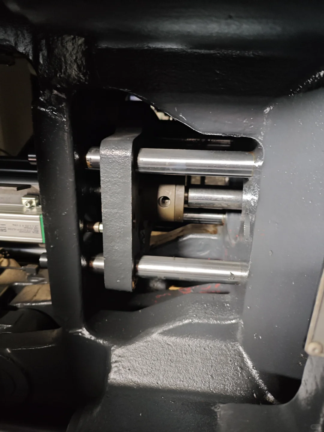 中小型厂闭眼入的生产神器！海天90吨2S伺服