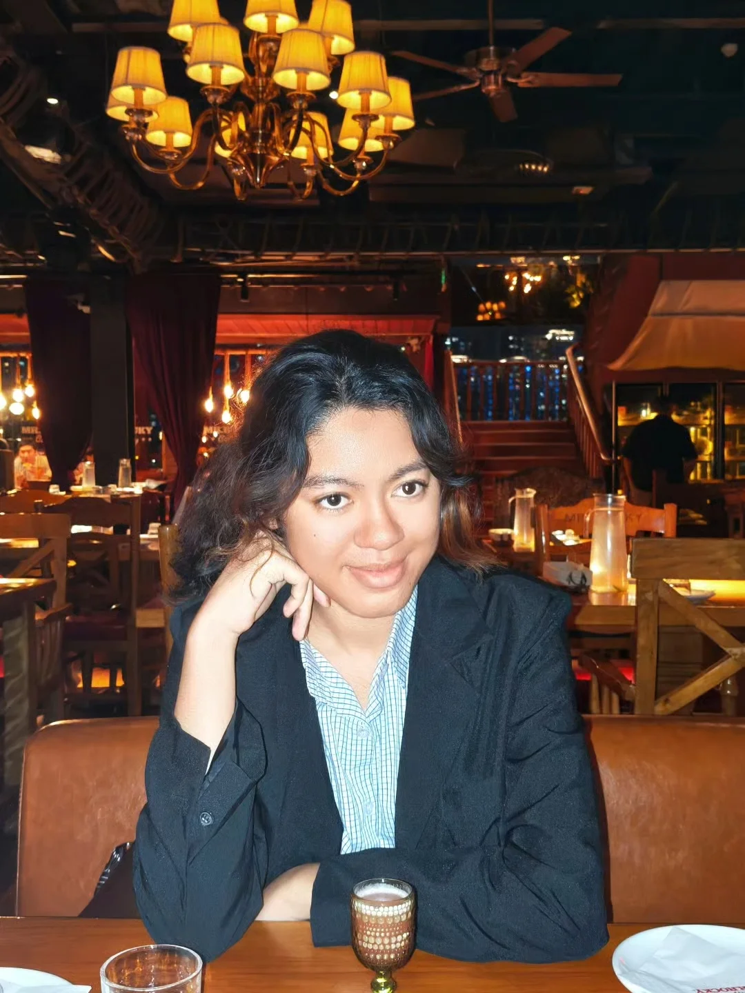 大学生参加广交会好像做了场变成大人的梦