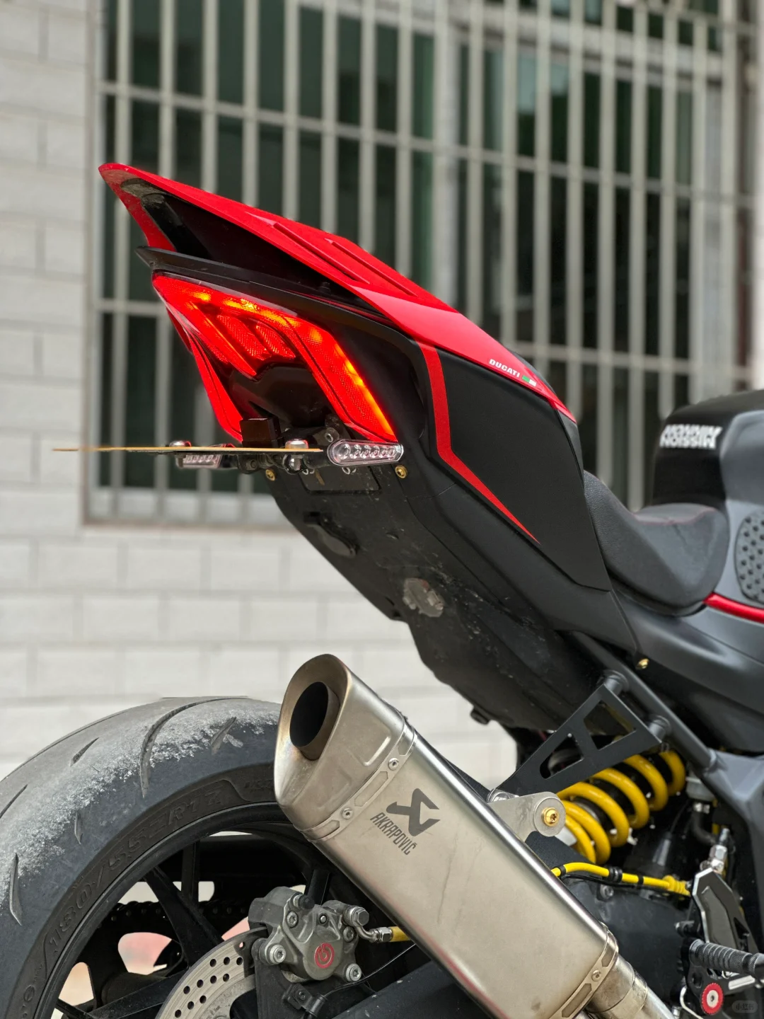 自己的车改来自己看 。不取悦任何人