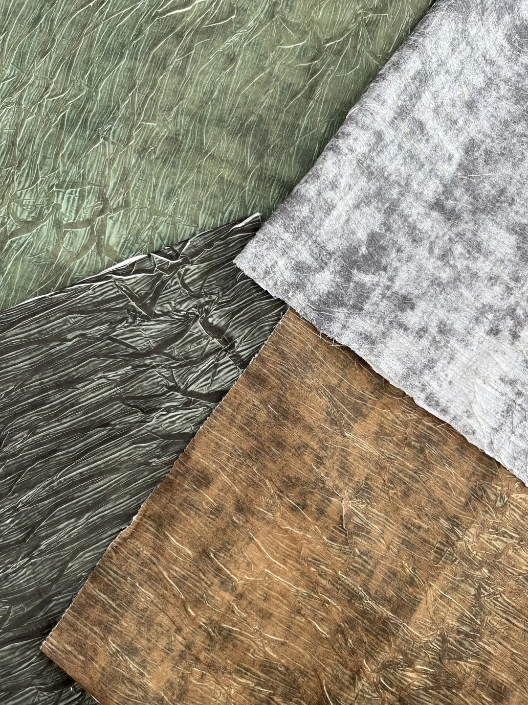 层叠纹理：色彩与质感的交融