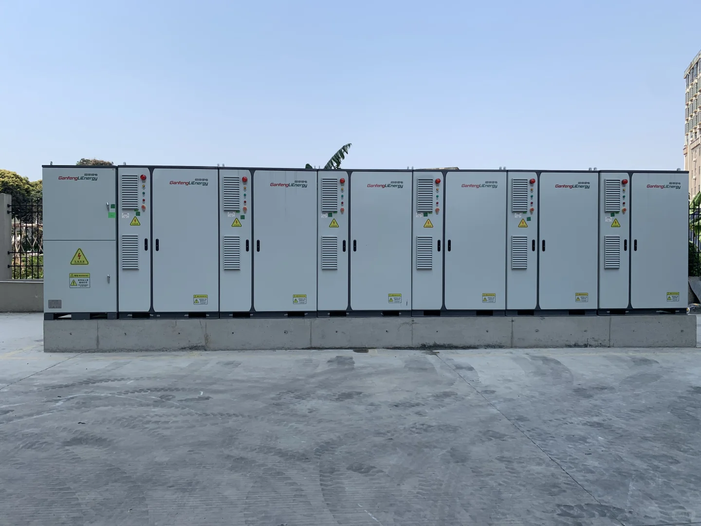 ?储能柜施工全流程！“省电神器” 诞生