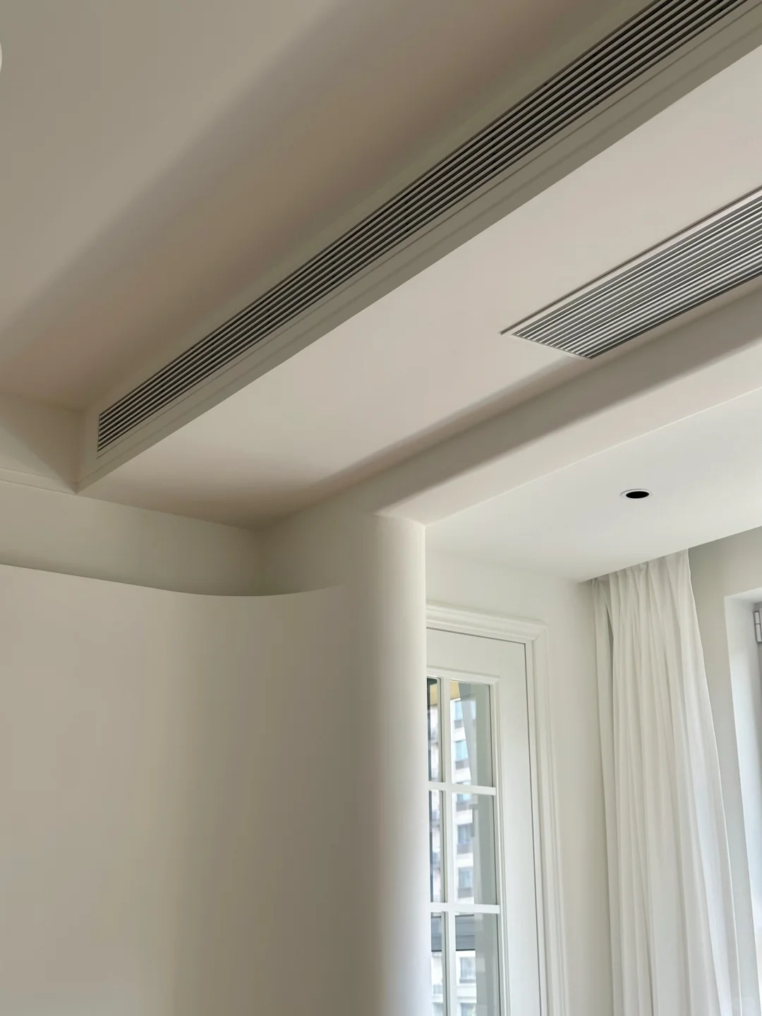 牛奶白闭眼刷！低楼层乳胶漆一定要注意✨