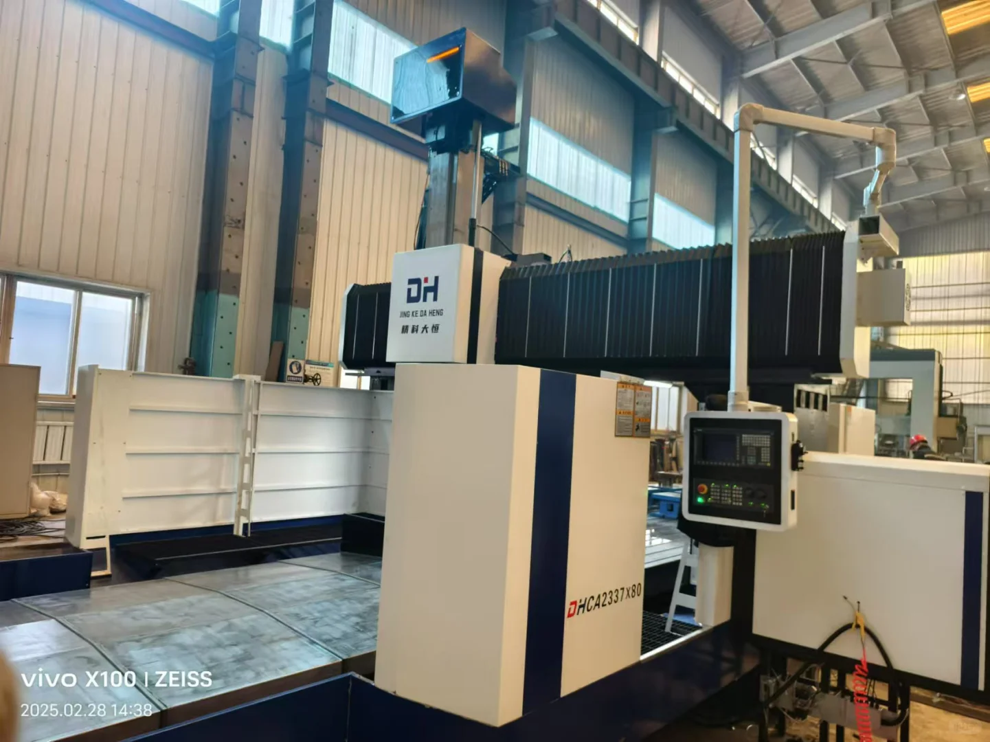 数控龙门铣床落地客户现场