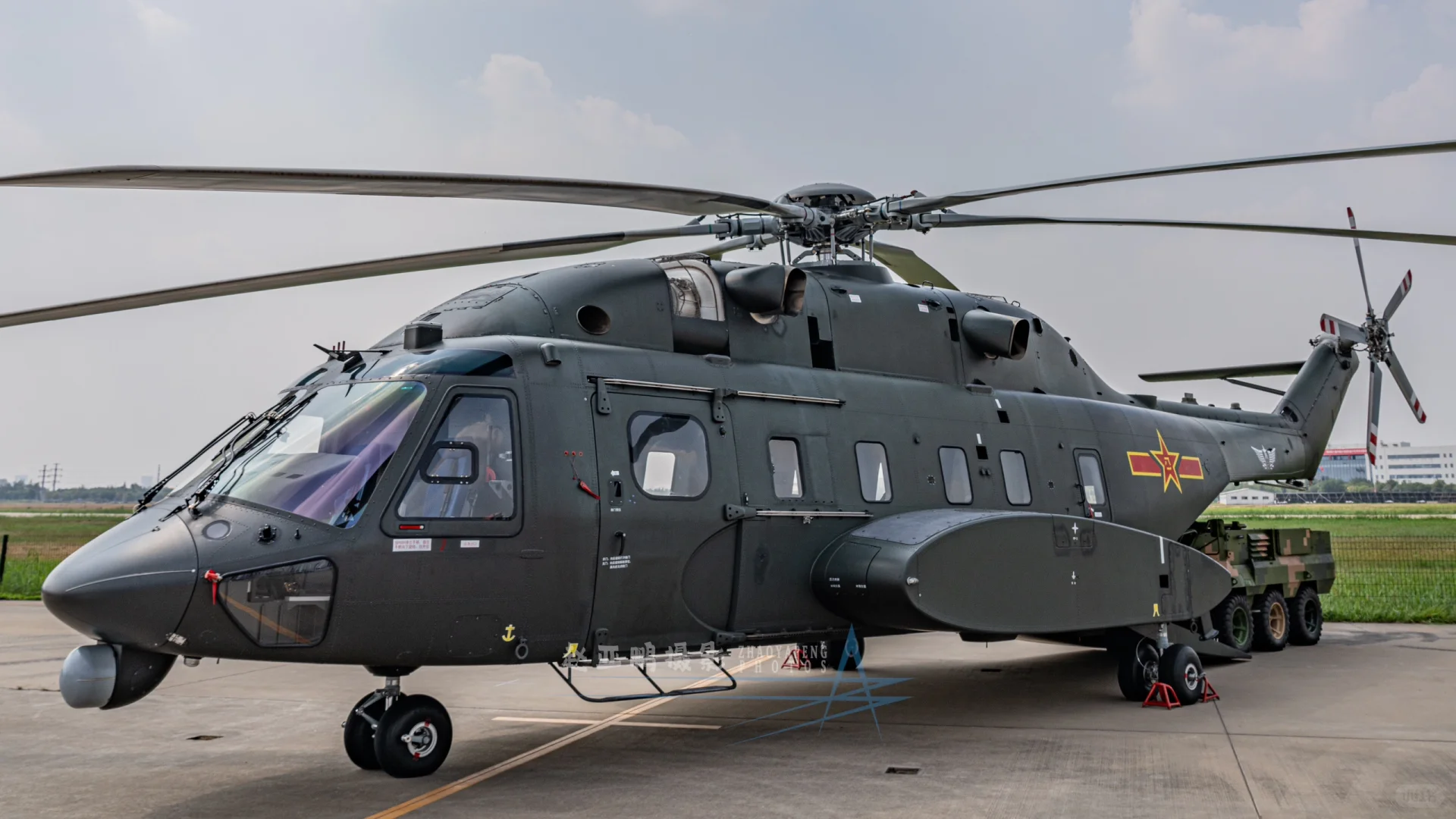 直-8L运输直升机