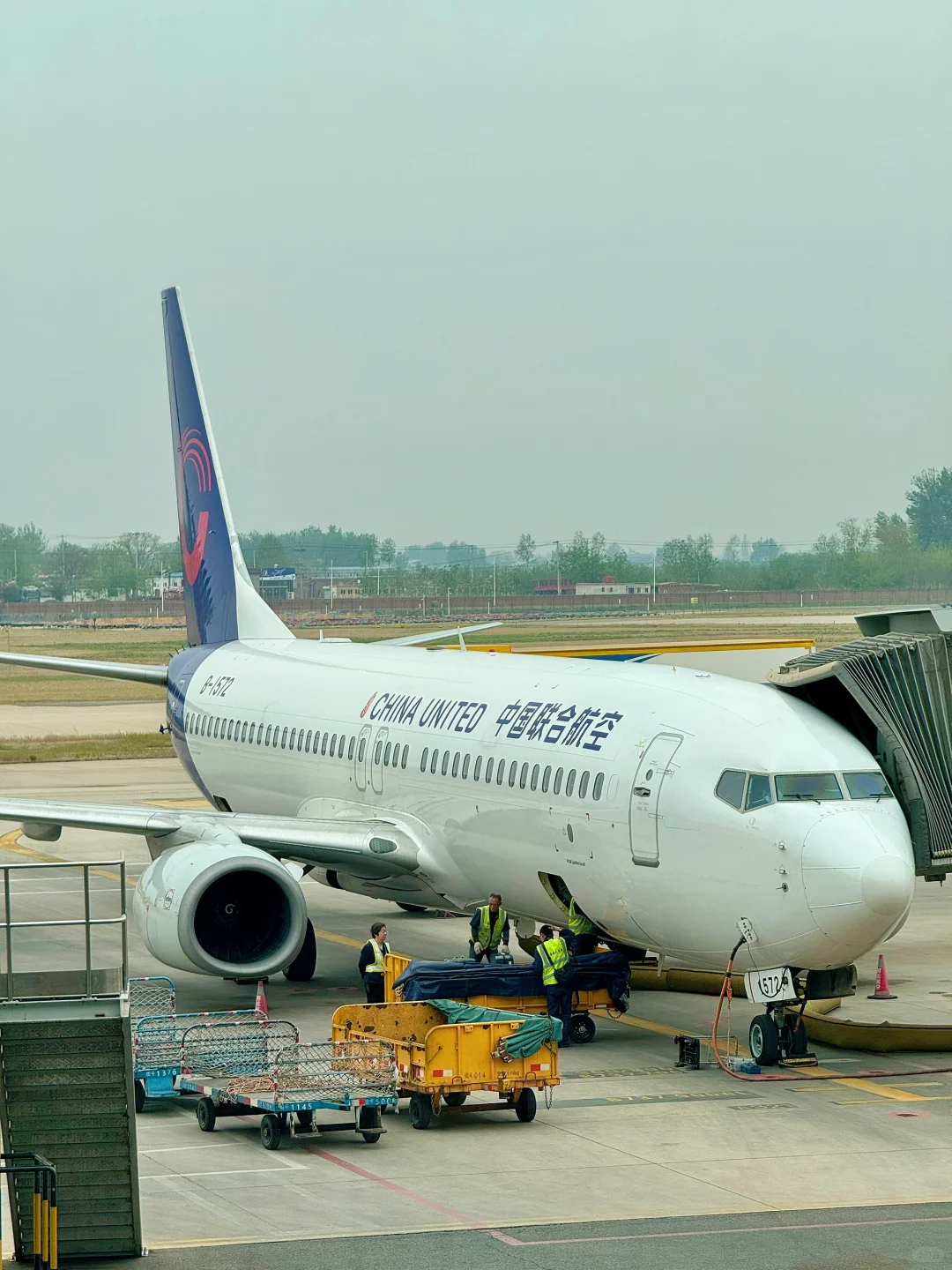 交换一张你在航站楼里拍的飞机✈