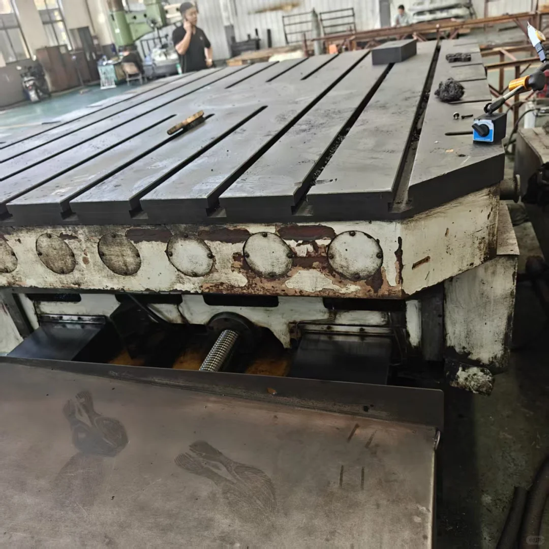 出售6513数控蹚铣床