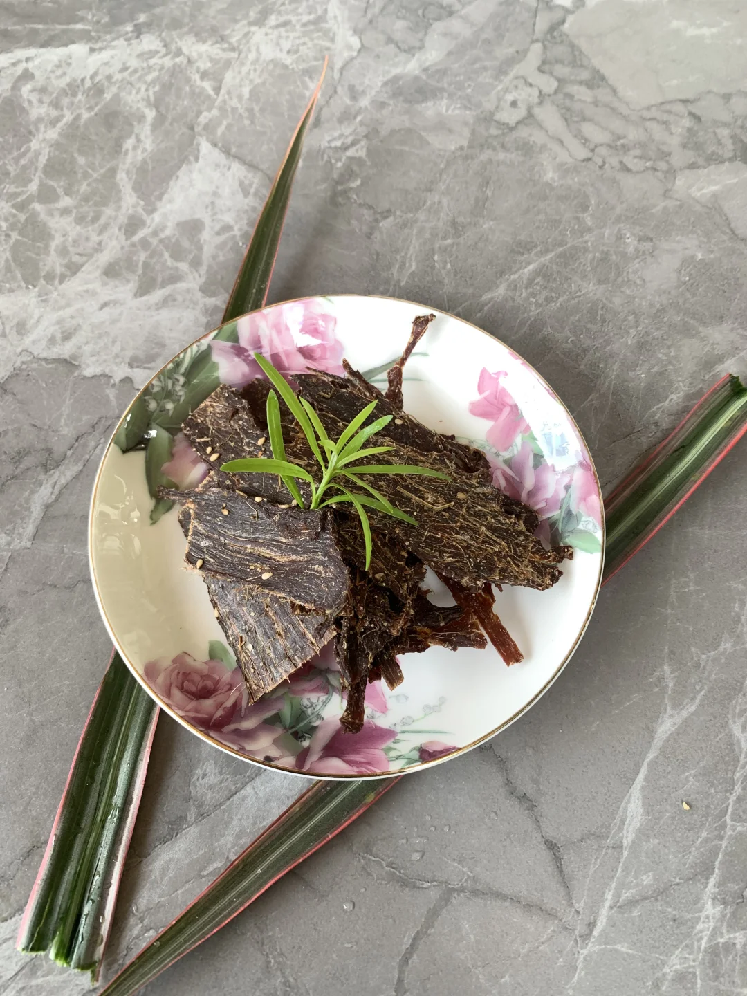 懒人福音！不用撕不用等的即食牛肉干来了?