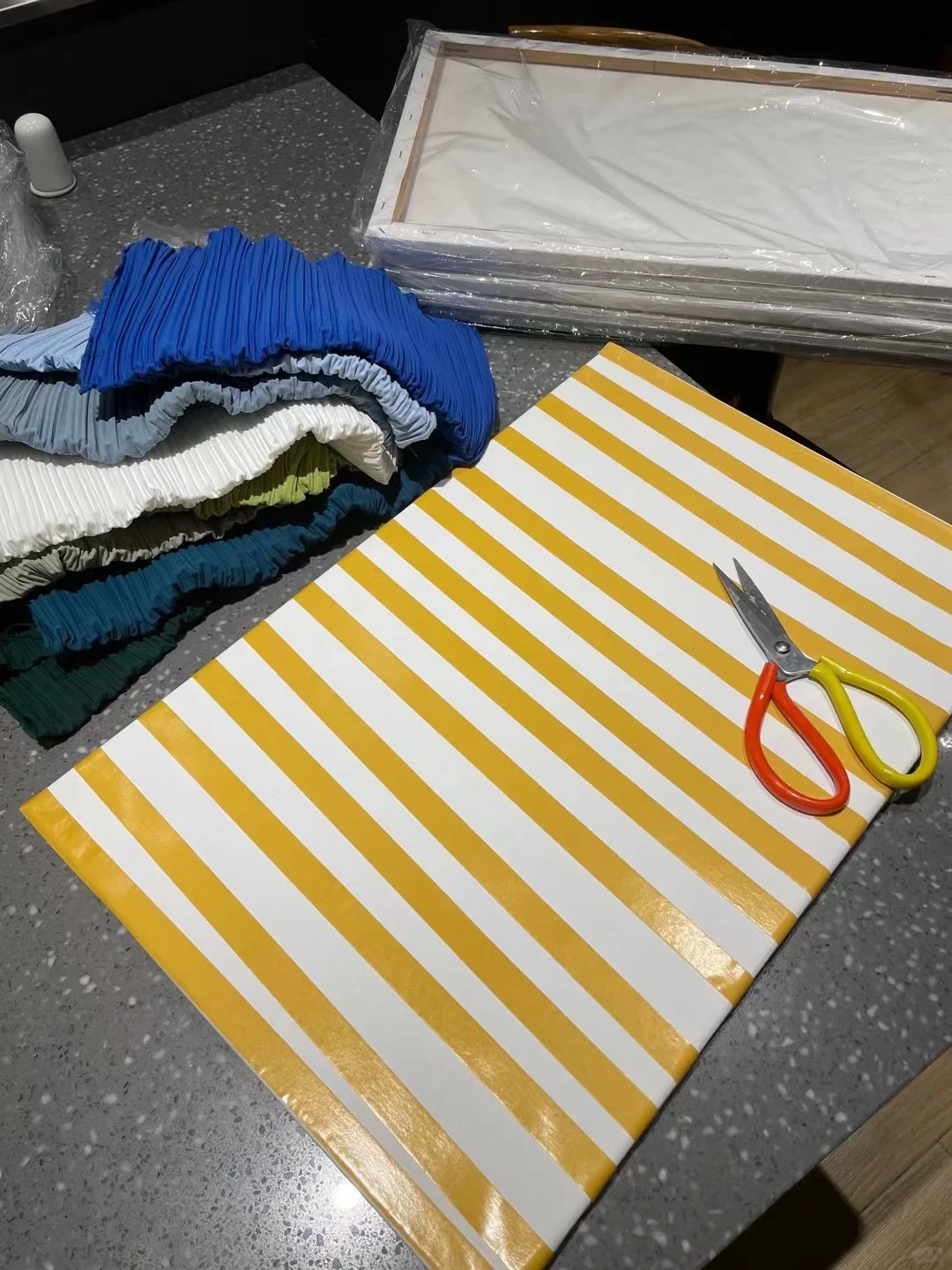 ?15块就能DIY三宅一生褶皱画～?