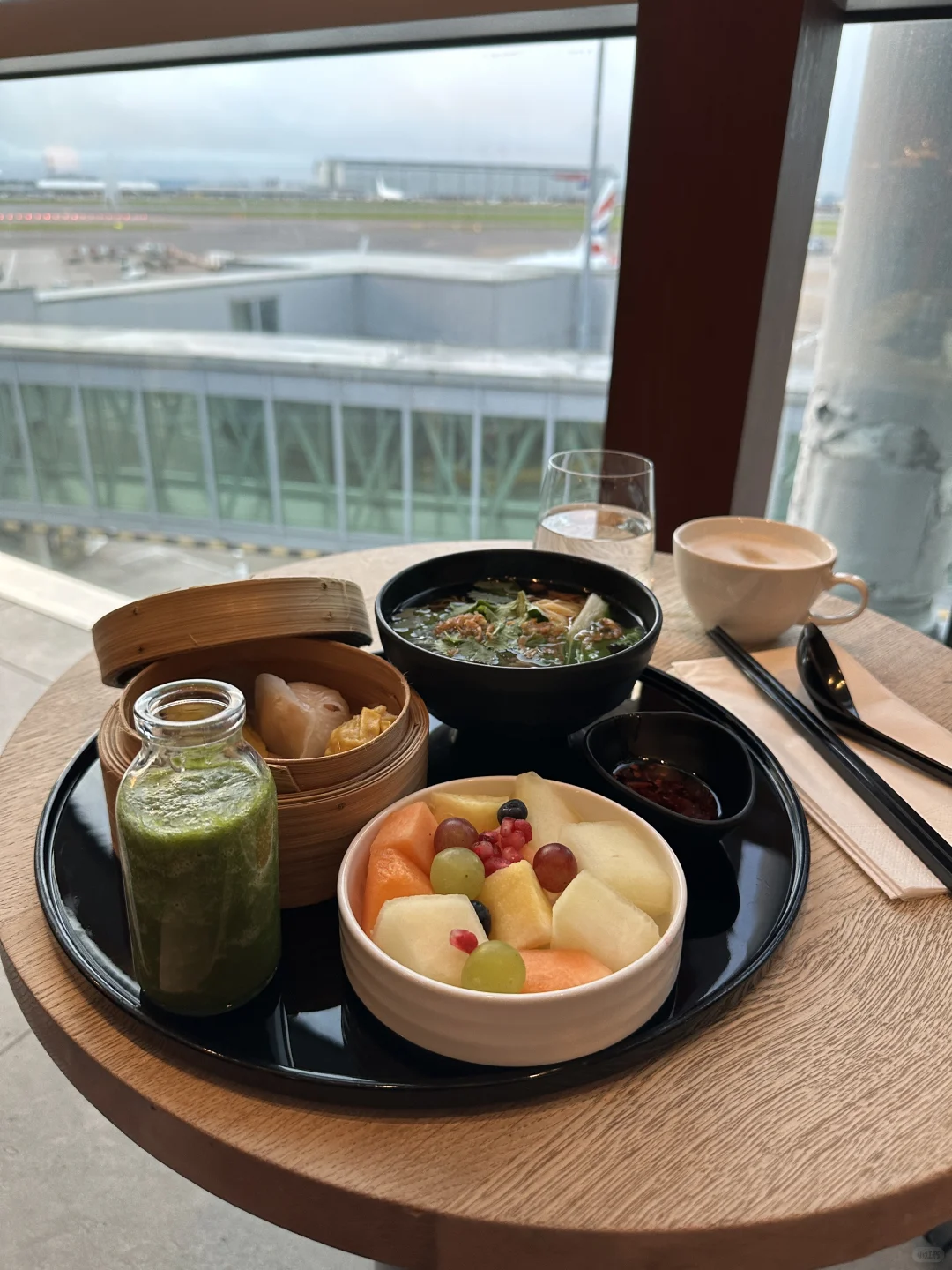 捕获一只国泰波音777-300ER