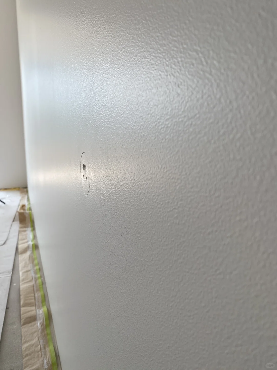 这乳胶漆大概刷了5678遍吧
