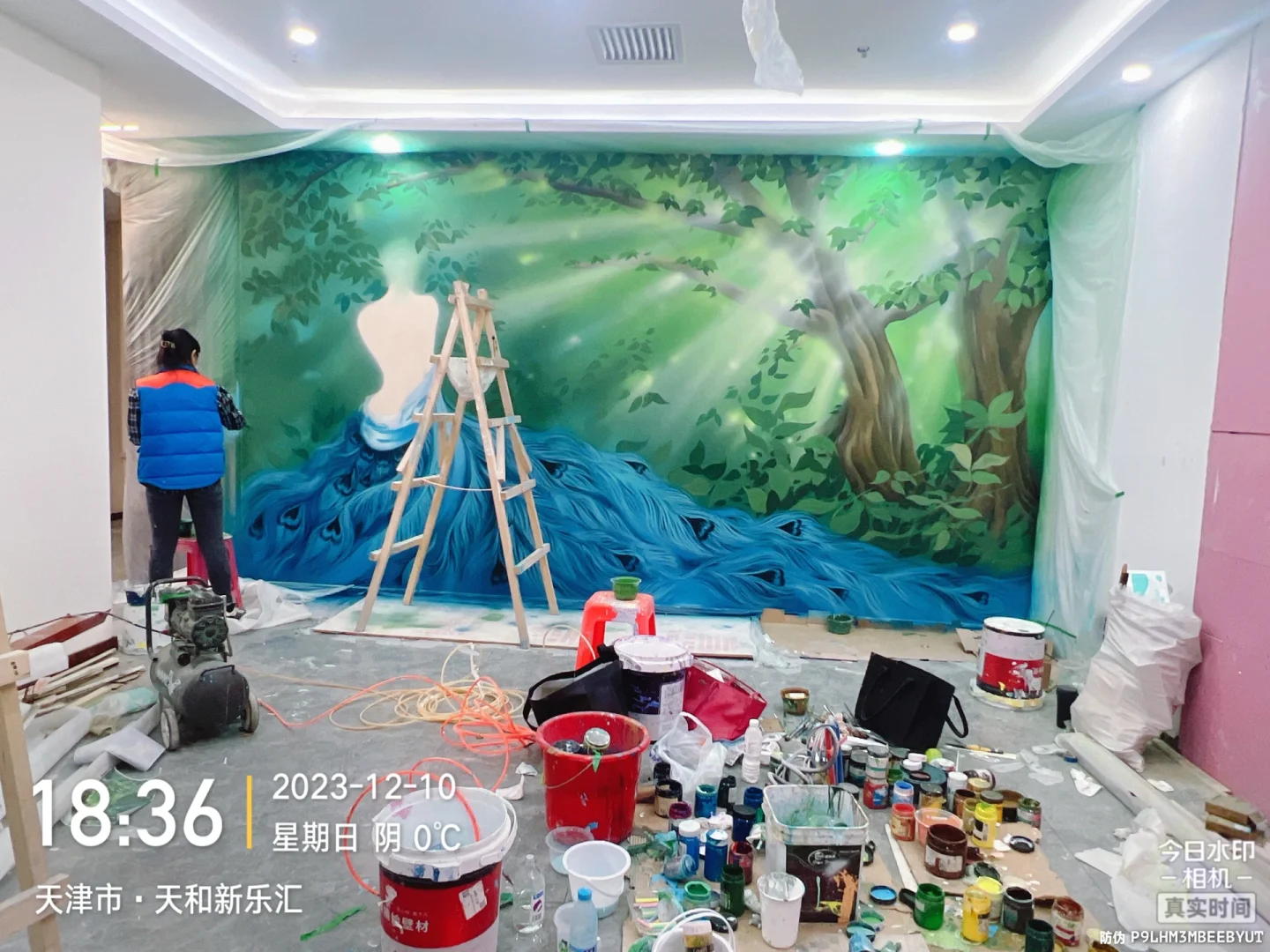 ?墙绘新手必看！乳胶漆使用全攻略