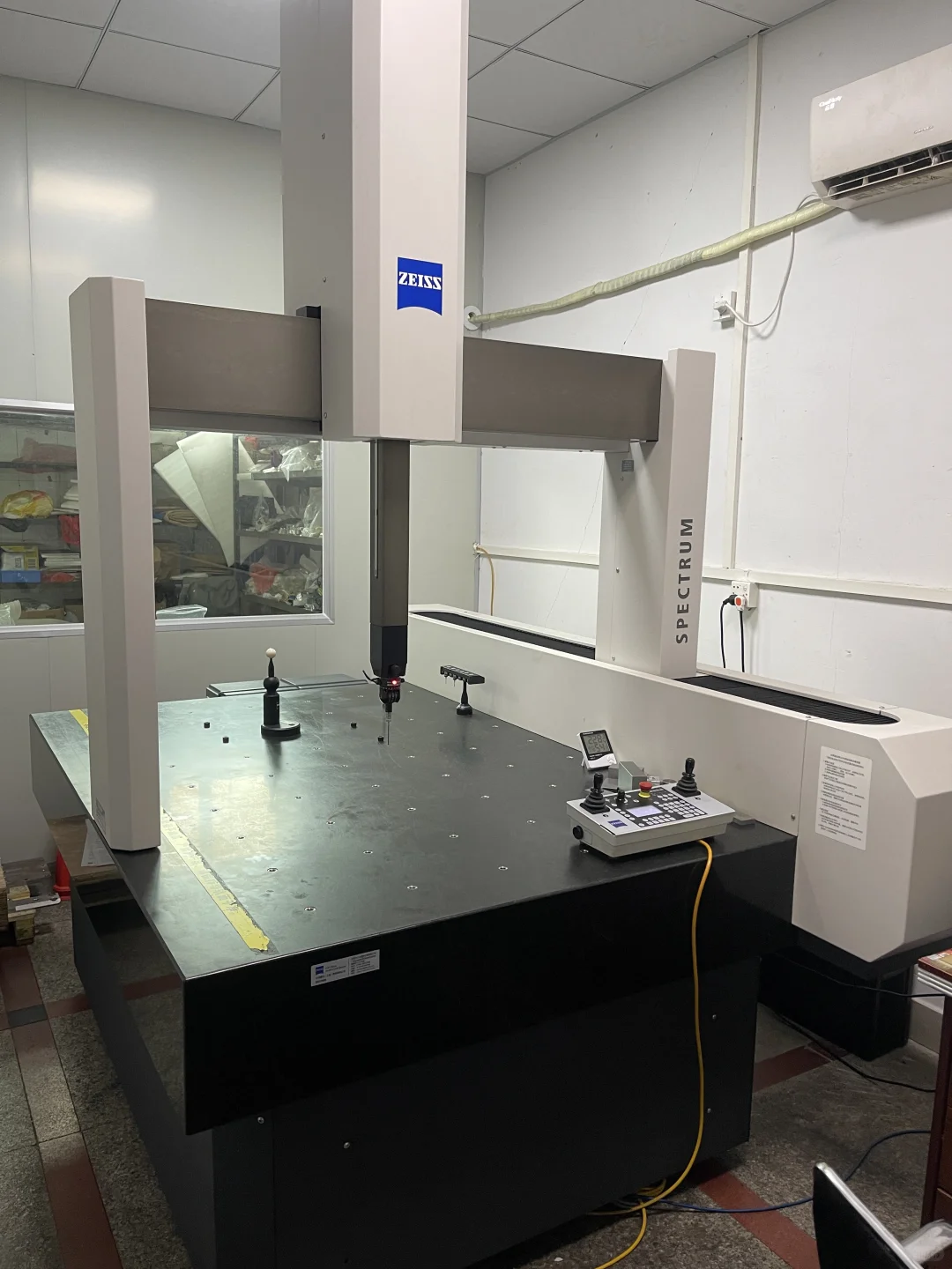 检测仪器厂家日常