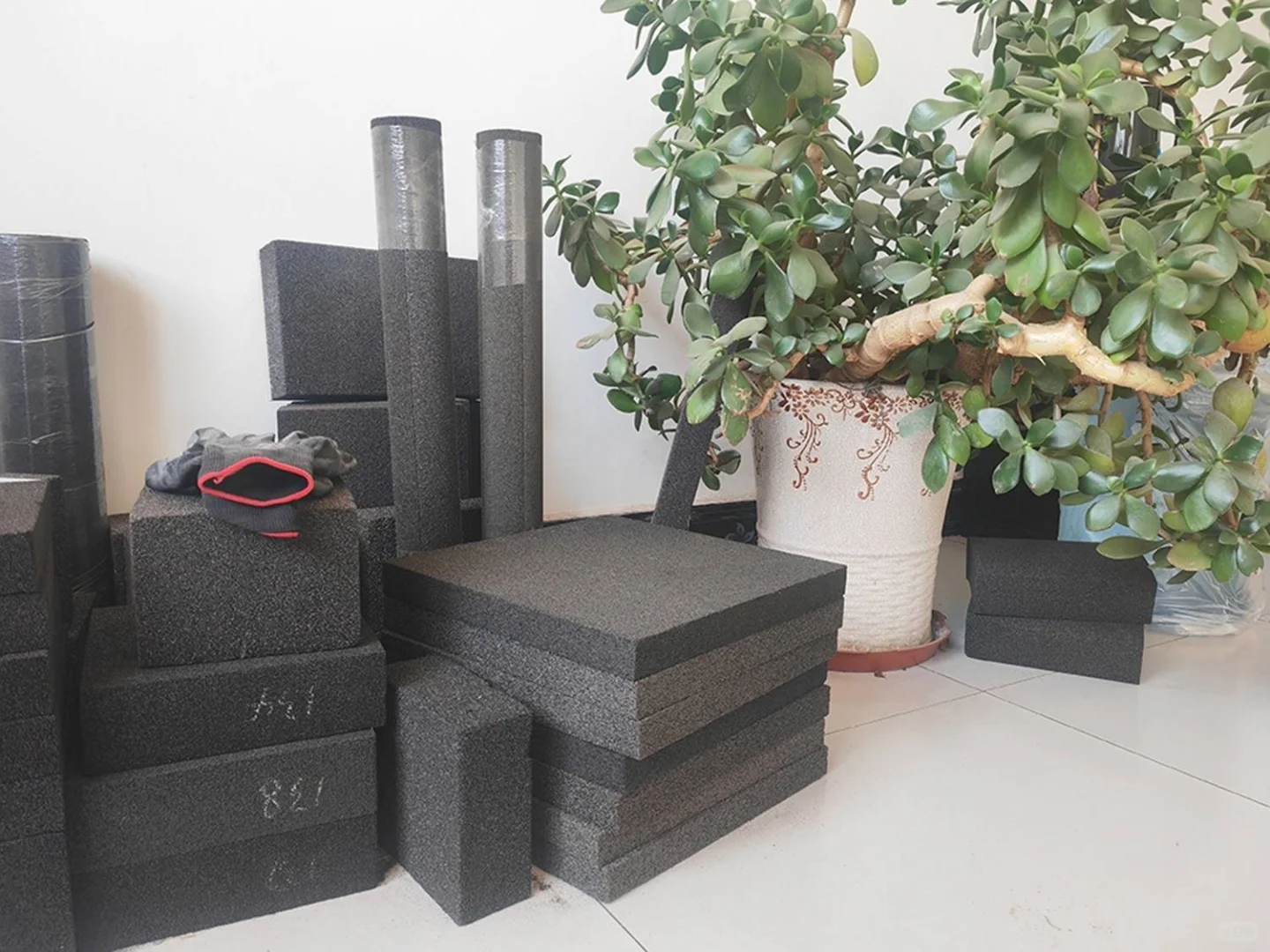 泡沫玻璃板钱平方米