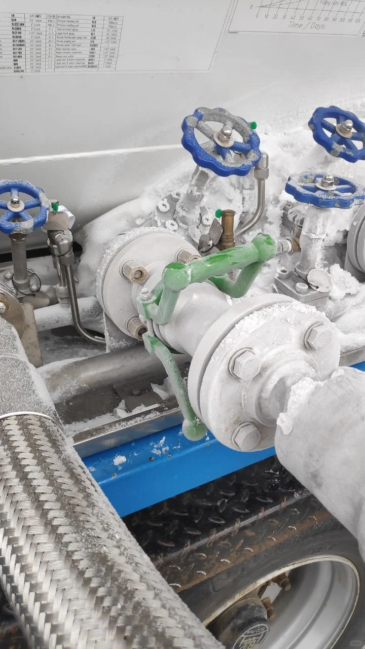 低温LNG干式接头