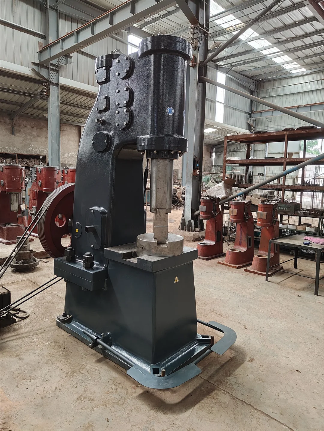 锻造-一种很容易激发男人荷尔蒙的工作