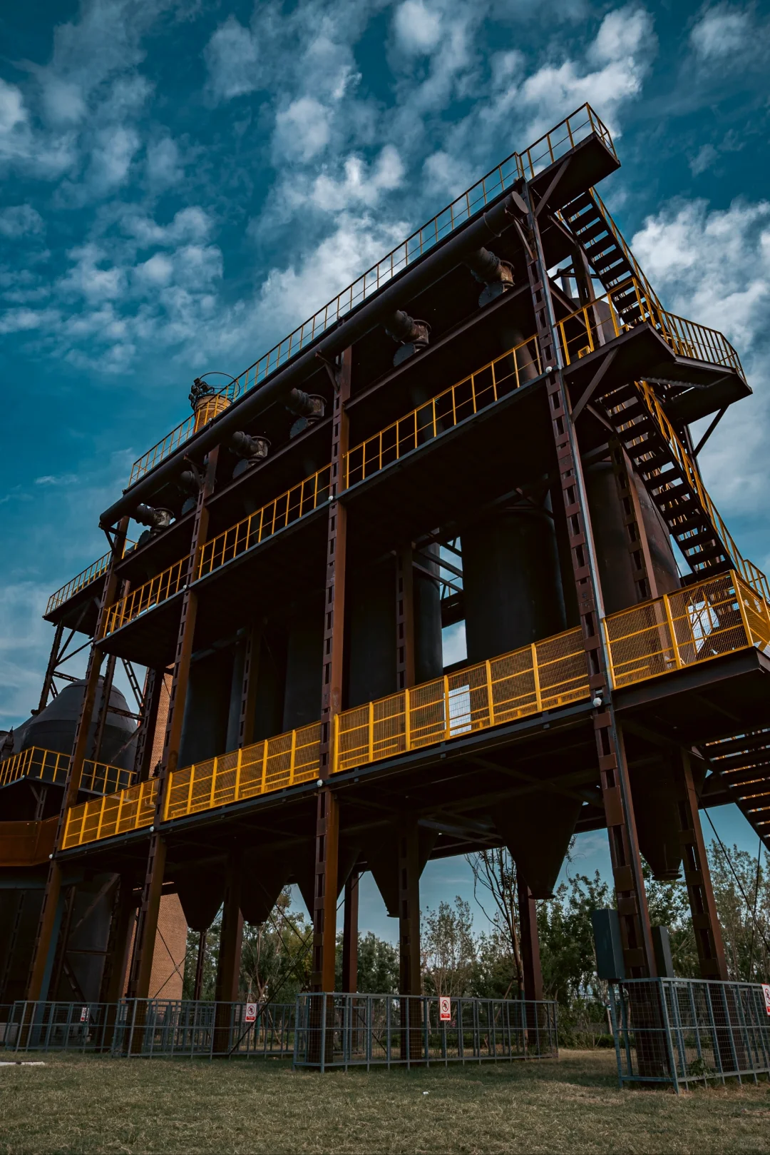 超出片的公园，距离济宁市区1小时车程