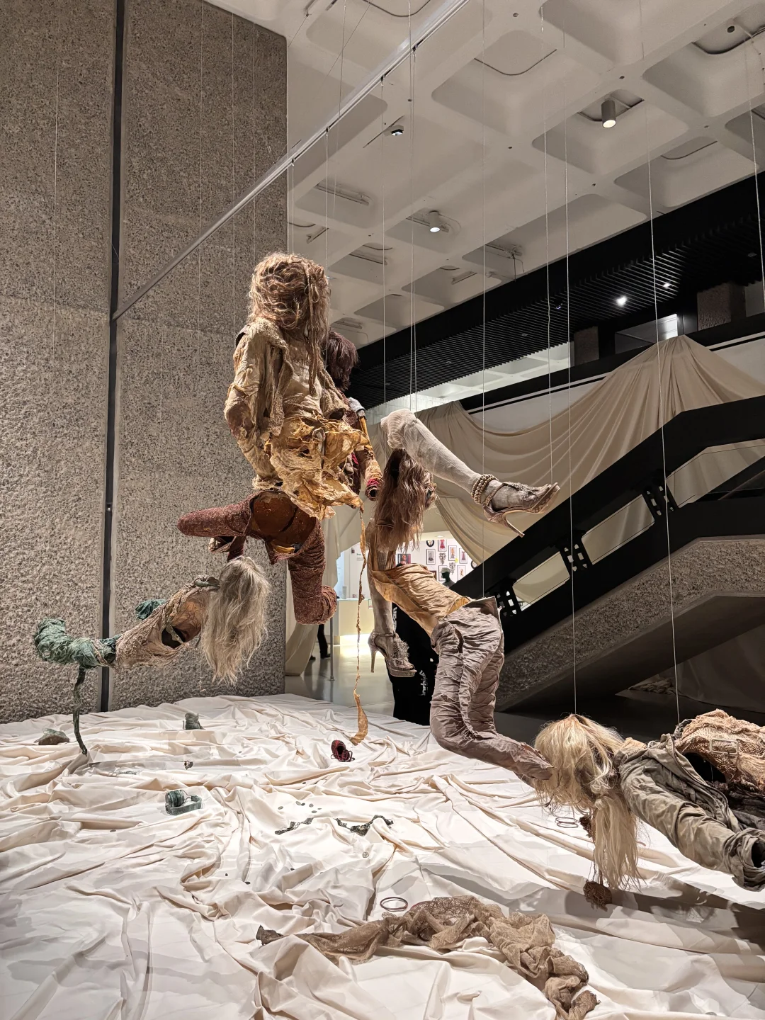 ??伦敦看展|Barbican新展「Dirty Looks」?