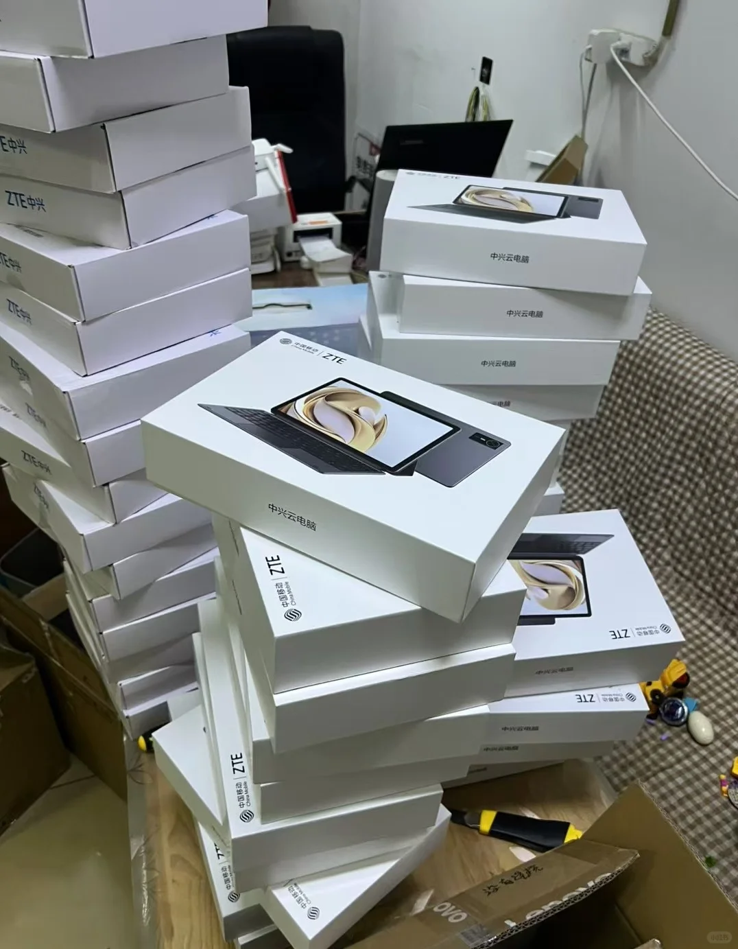 个人收一台中兴W201DS电信版云电脑个人收一