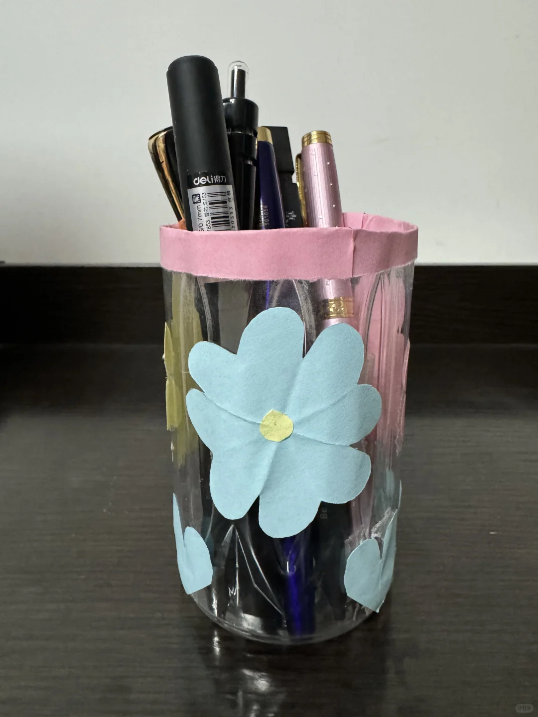 变废为宝·花花笔筒