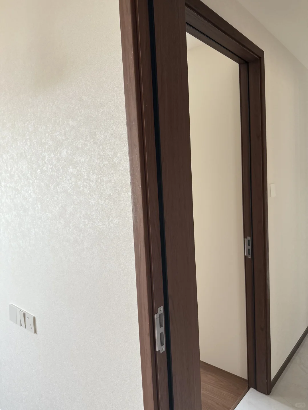 都给我去贴艺术漆墙布！！！质感yyds！！！