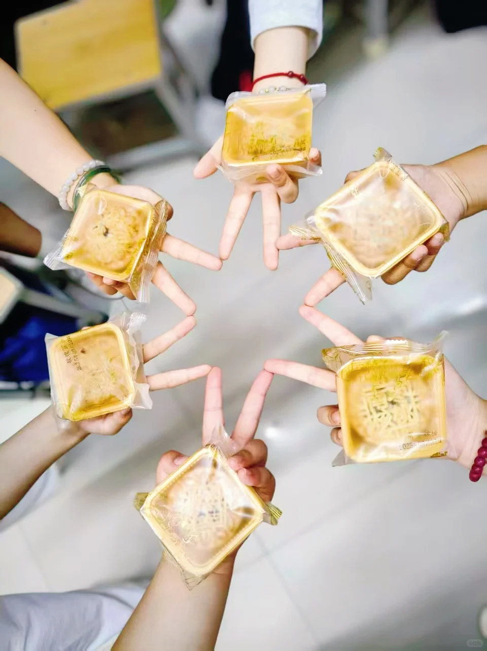 ?你领到学校学校自制的月饼了吗?