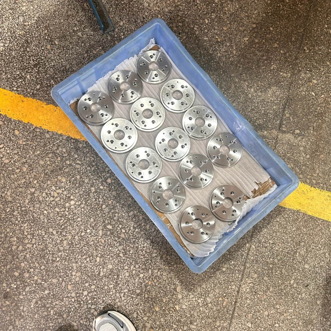 CNC定制工厂铣床车削