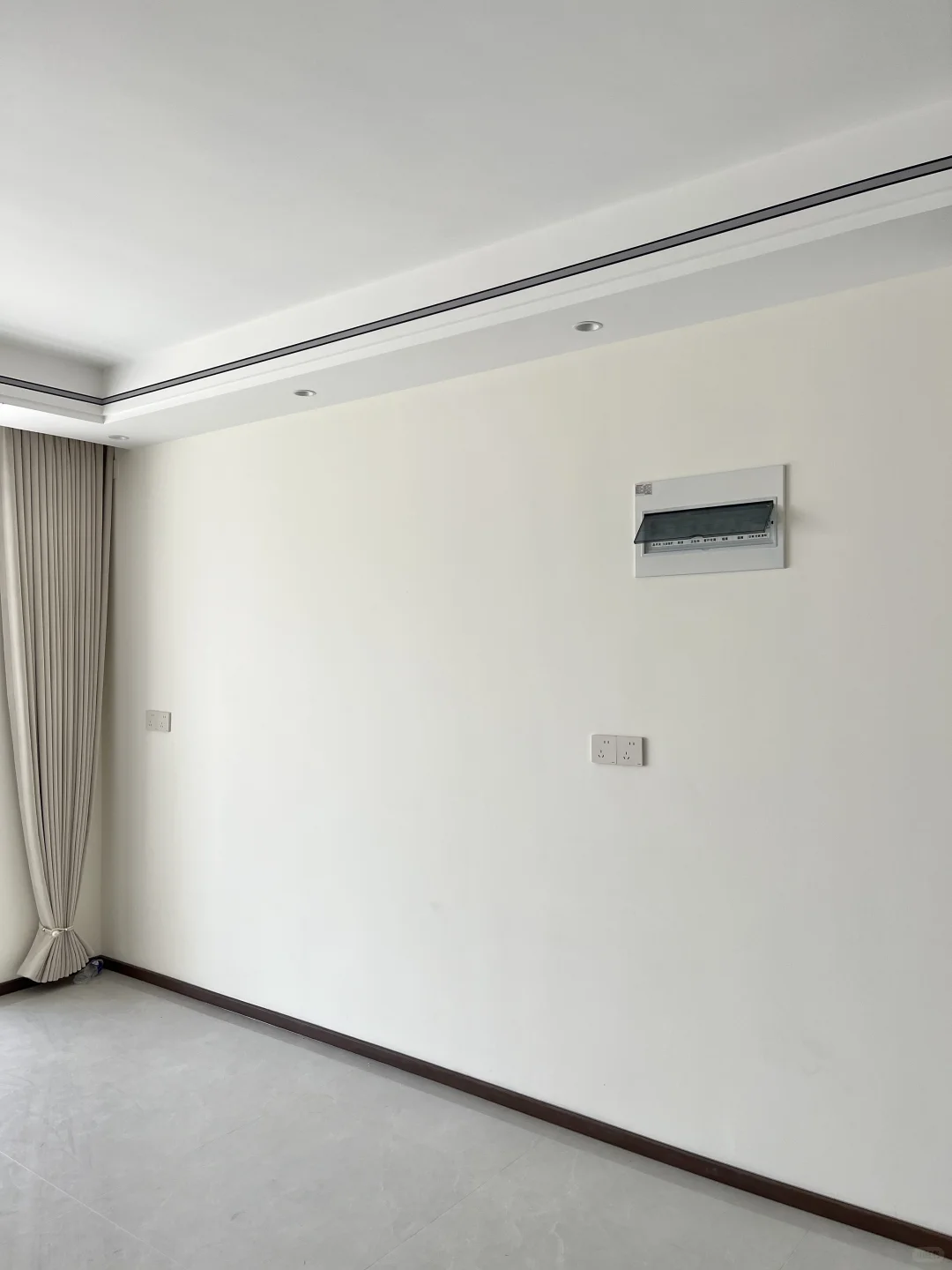 菱花白安全下车！！