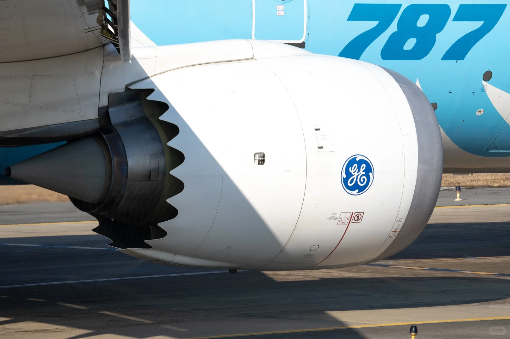 南航B787-9降落长春龙嘉机场?