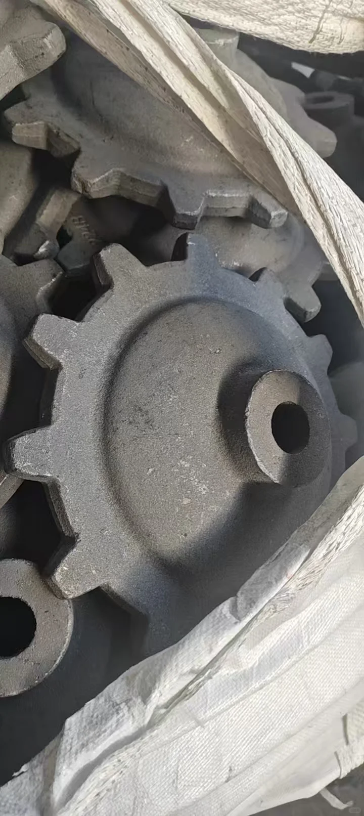 球铁铸件齿轮，农机的“钢铁心脏”