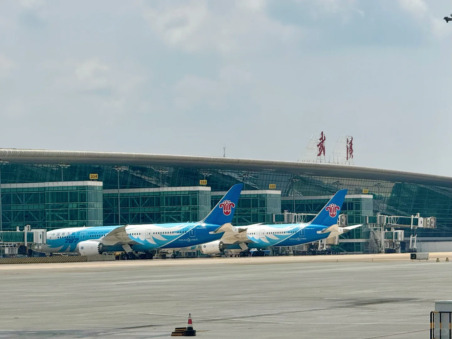 交换一张你在航站楼里拍的飞机✈