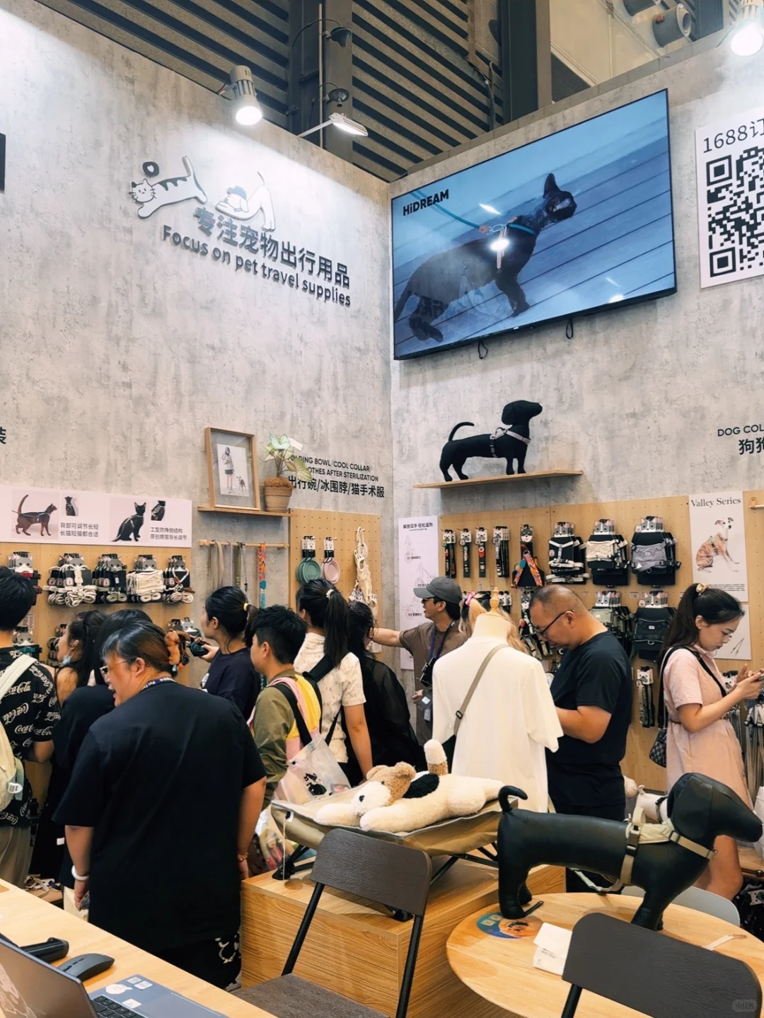 在亚宠展被海外客户夸爆的宠物用品源头工厂
