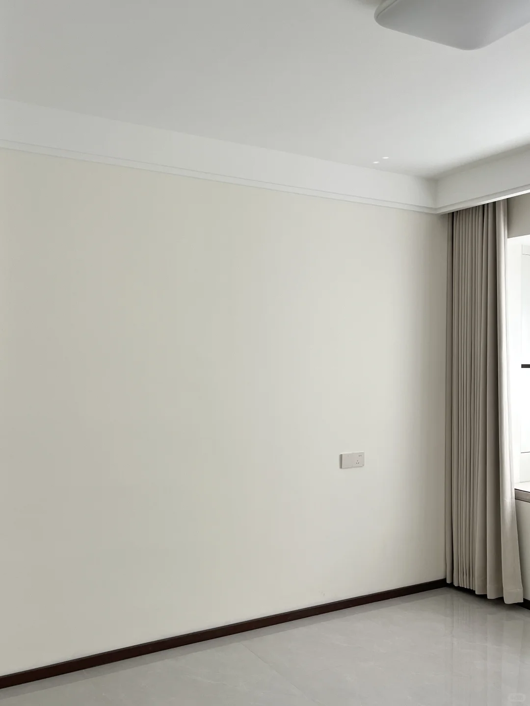 菱花白安全下车！！