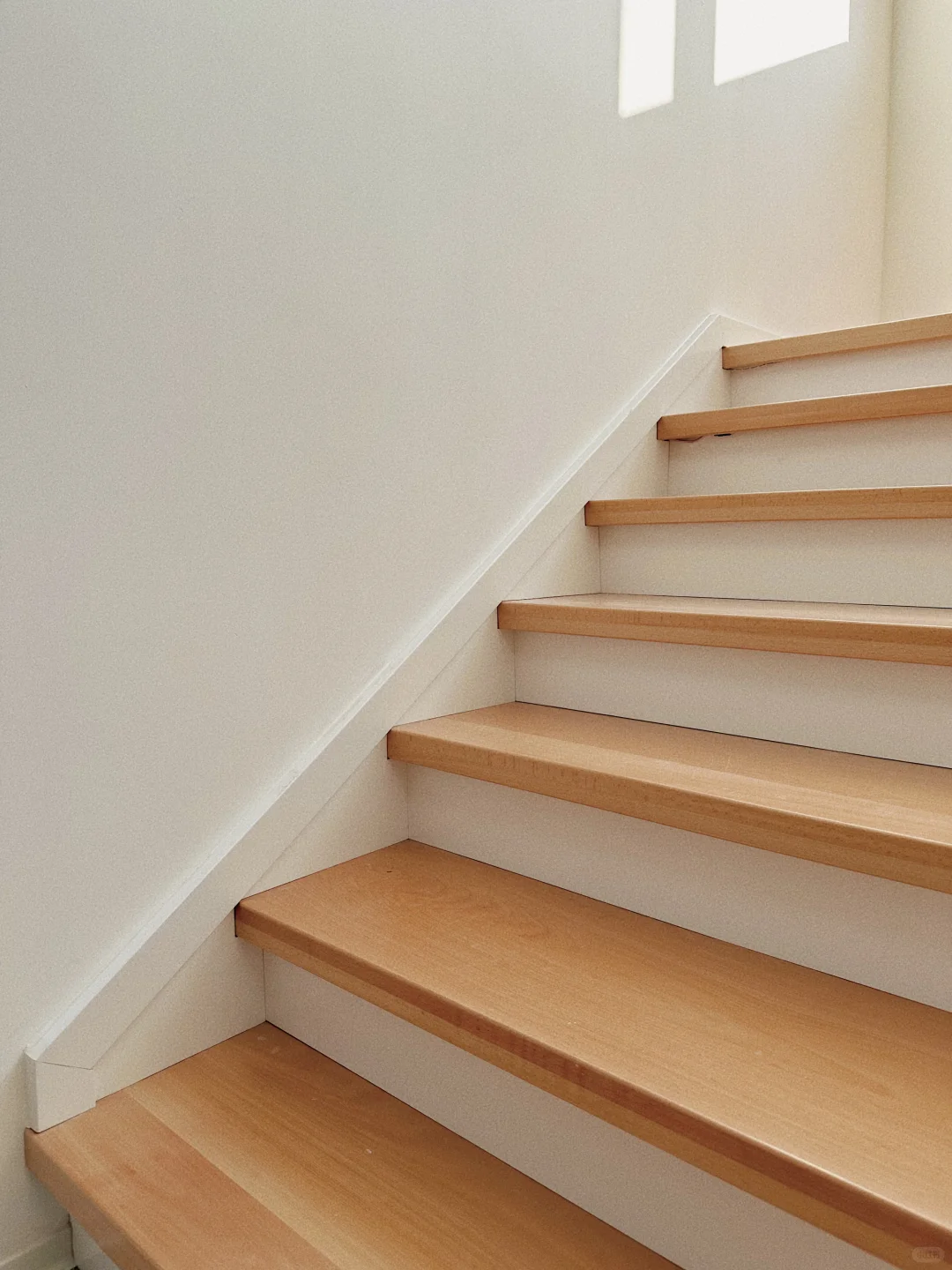 ?花一万七做了实木超白玻楼梯丨附详细尺寸