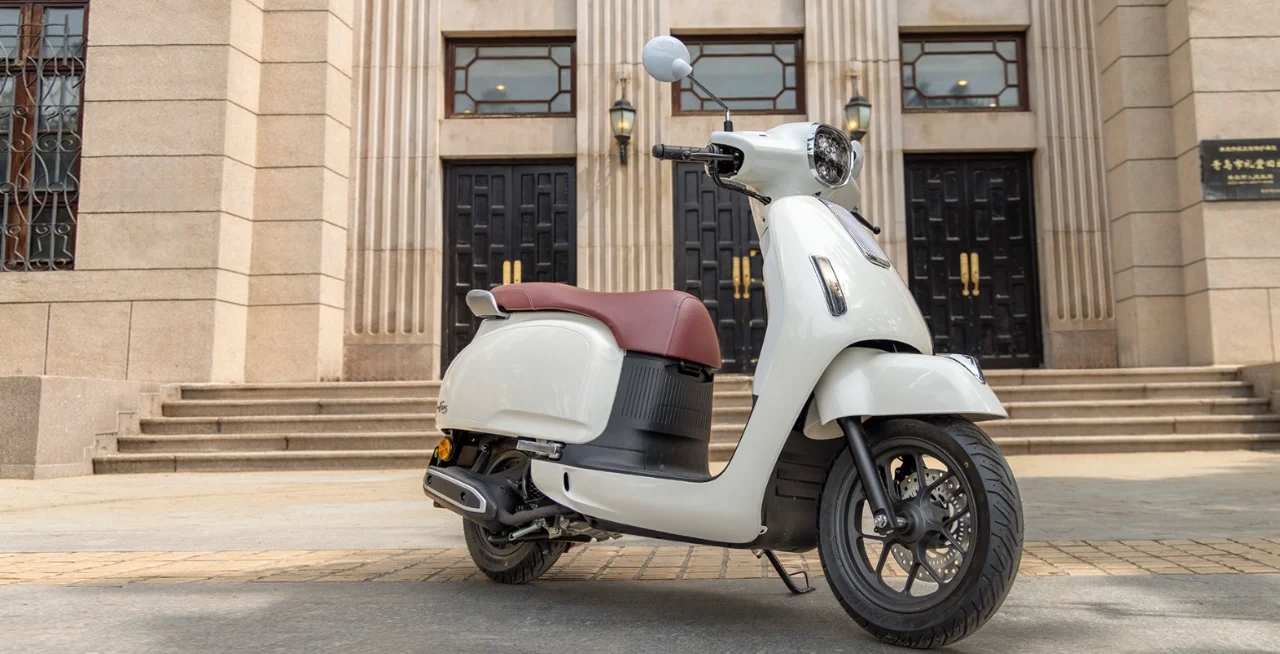 骂醒一个是一个,没有双通道ABS的摩托别碰