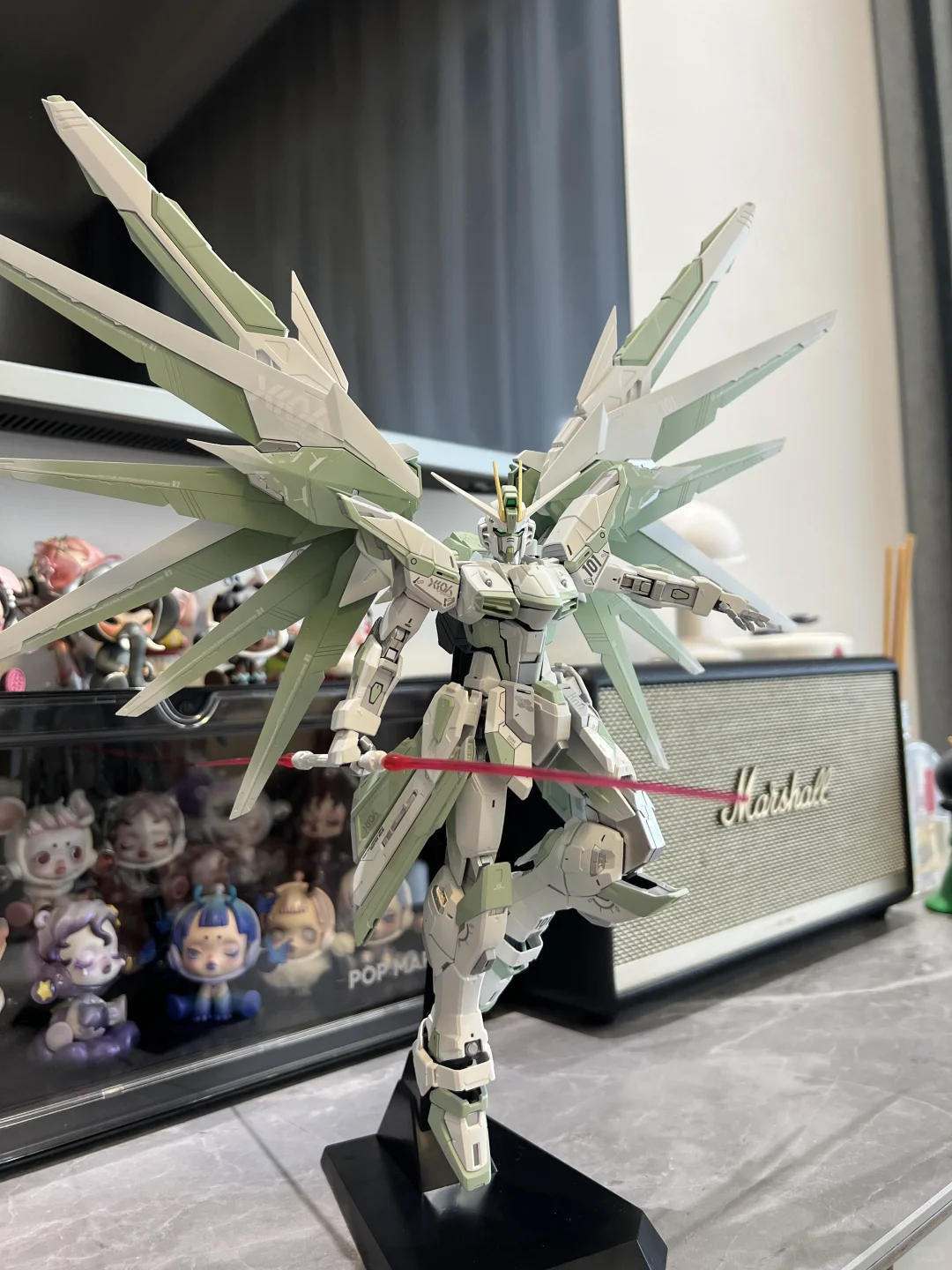 看到这个高达礼物真的会心动!好喜欢!治愈☘️