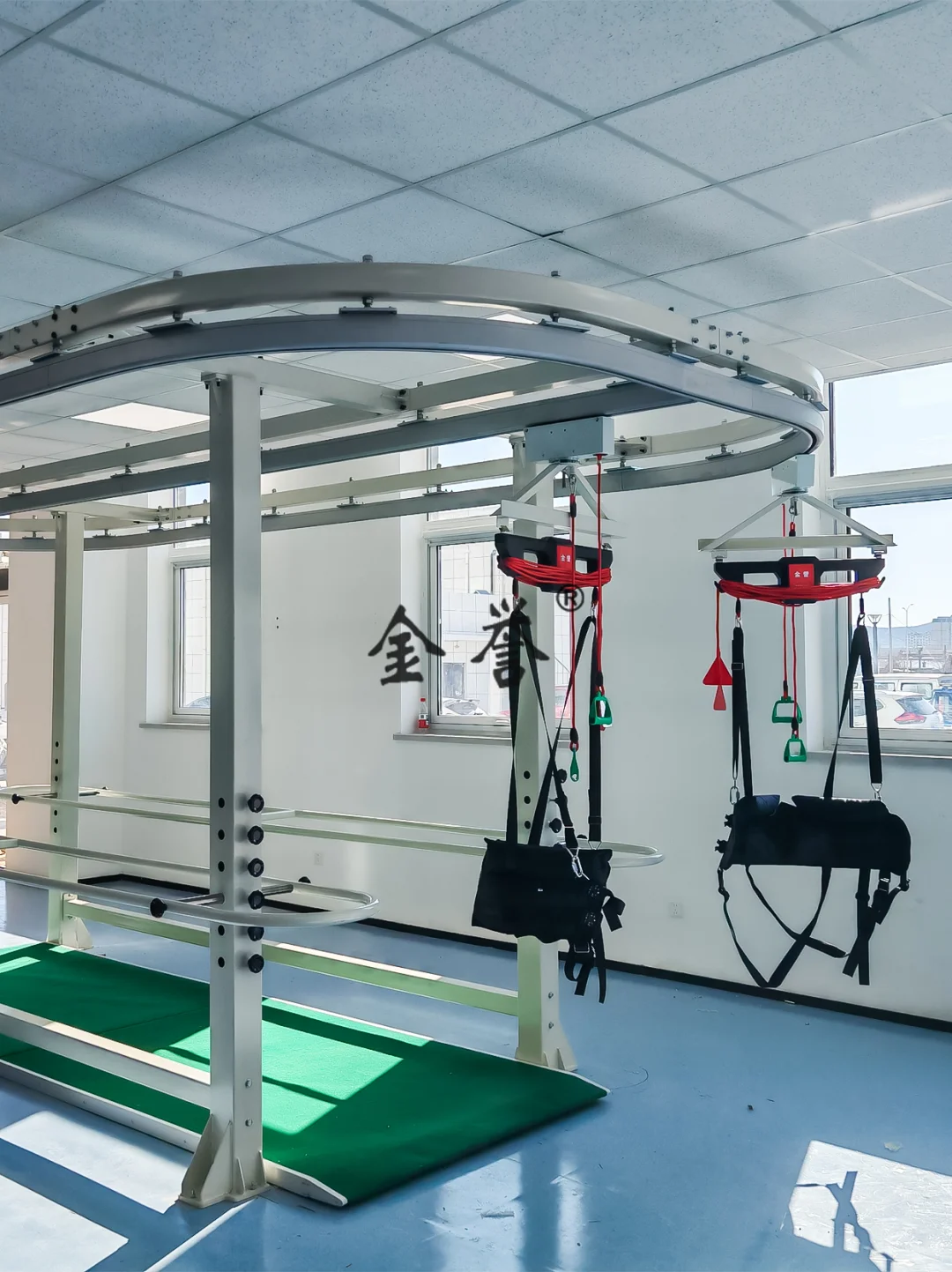 天轨?悬吊,到底怎么选?