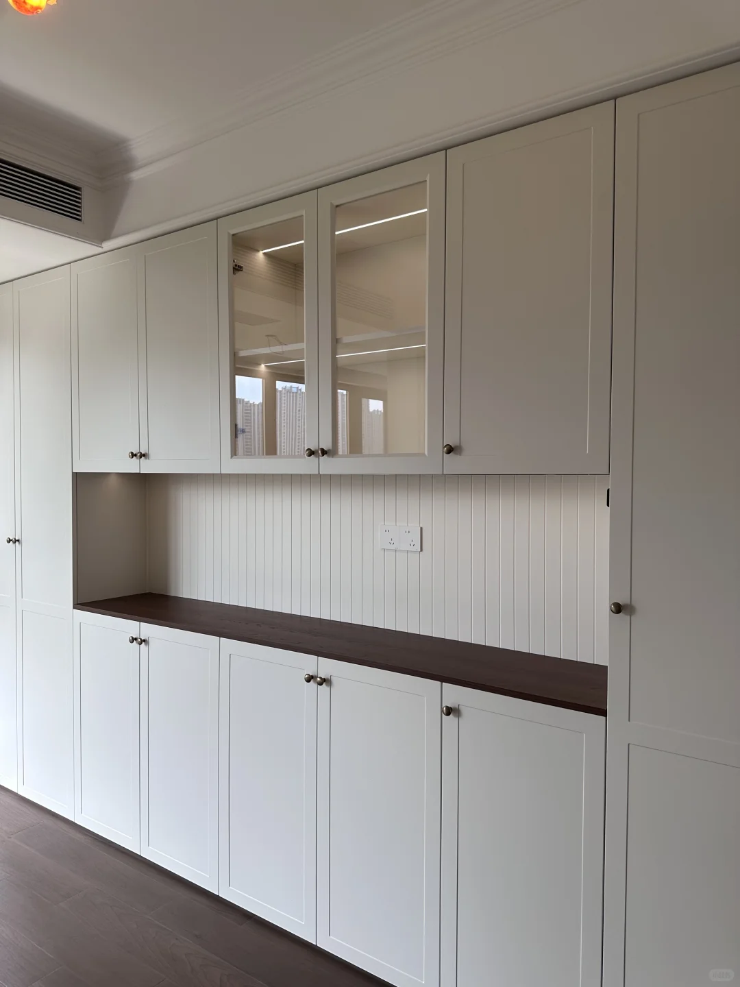 现代轻美式餐边柜这样做！