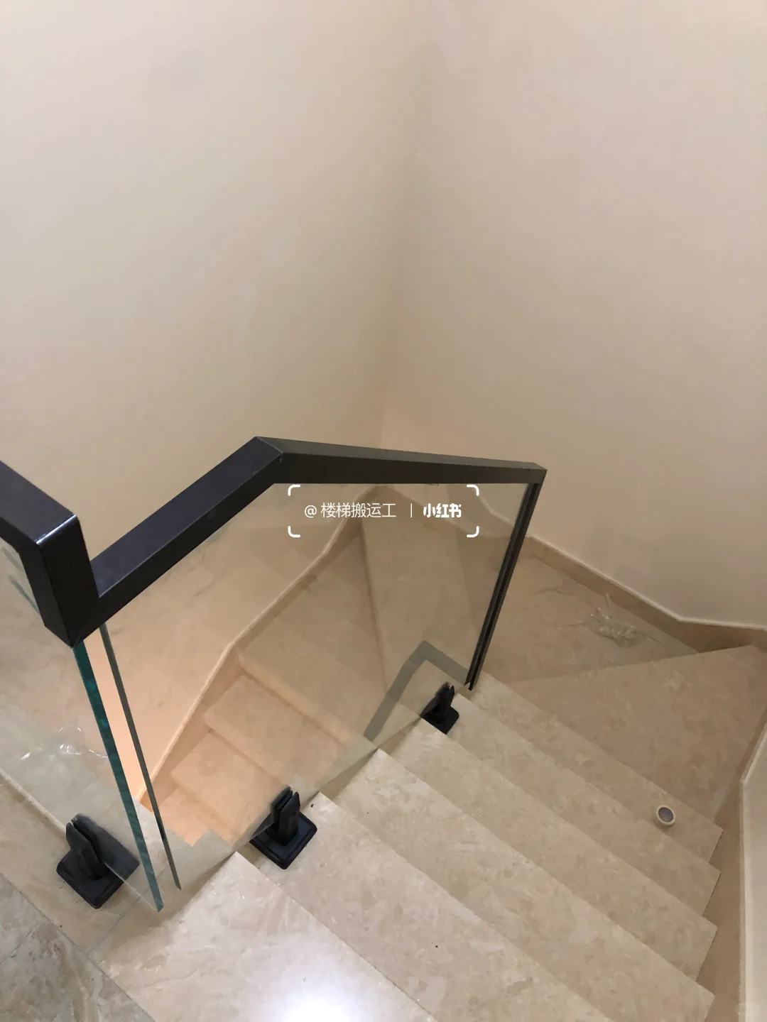 超香的350一米玻璃扶手