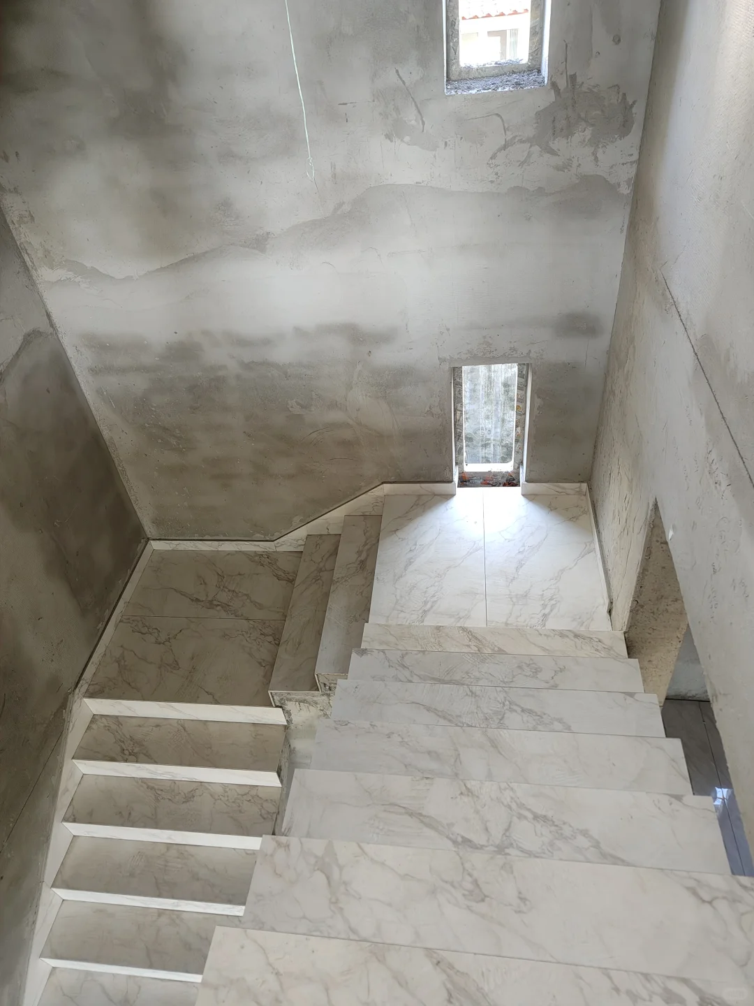 真便宜！6万7搞定全屋520平瓷砖+踏步