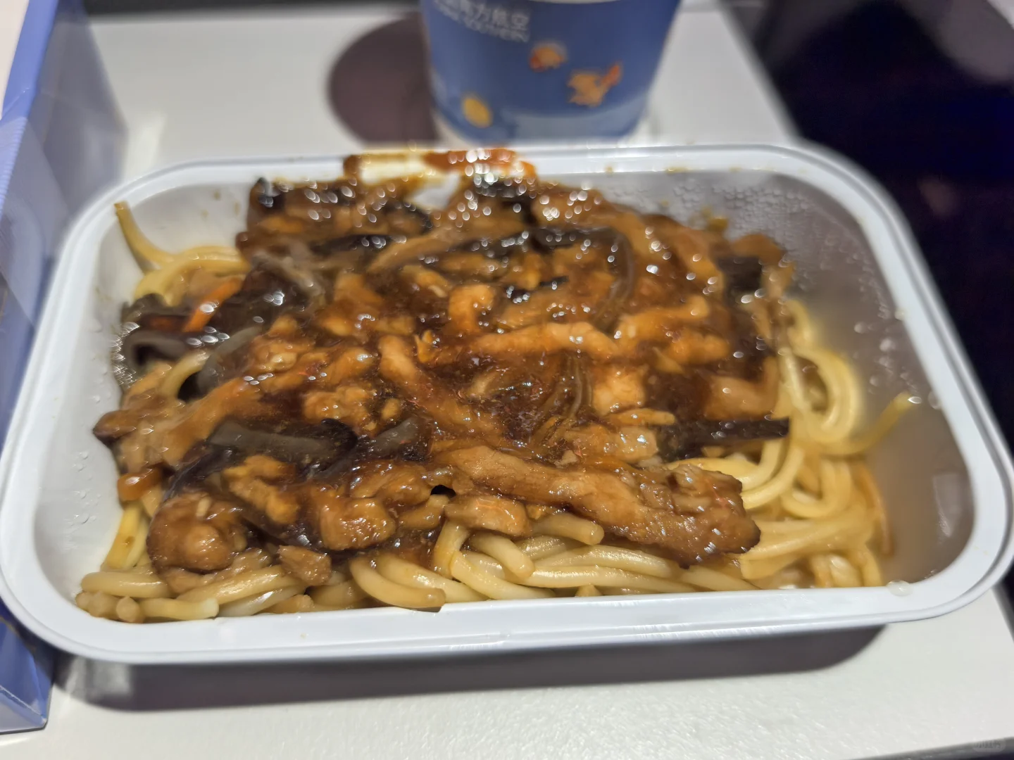 满客的宽体机好似大型运奴现场