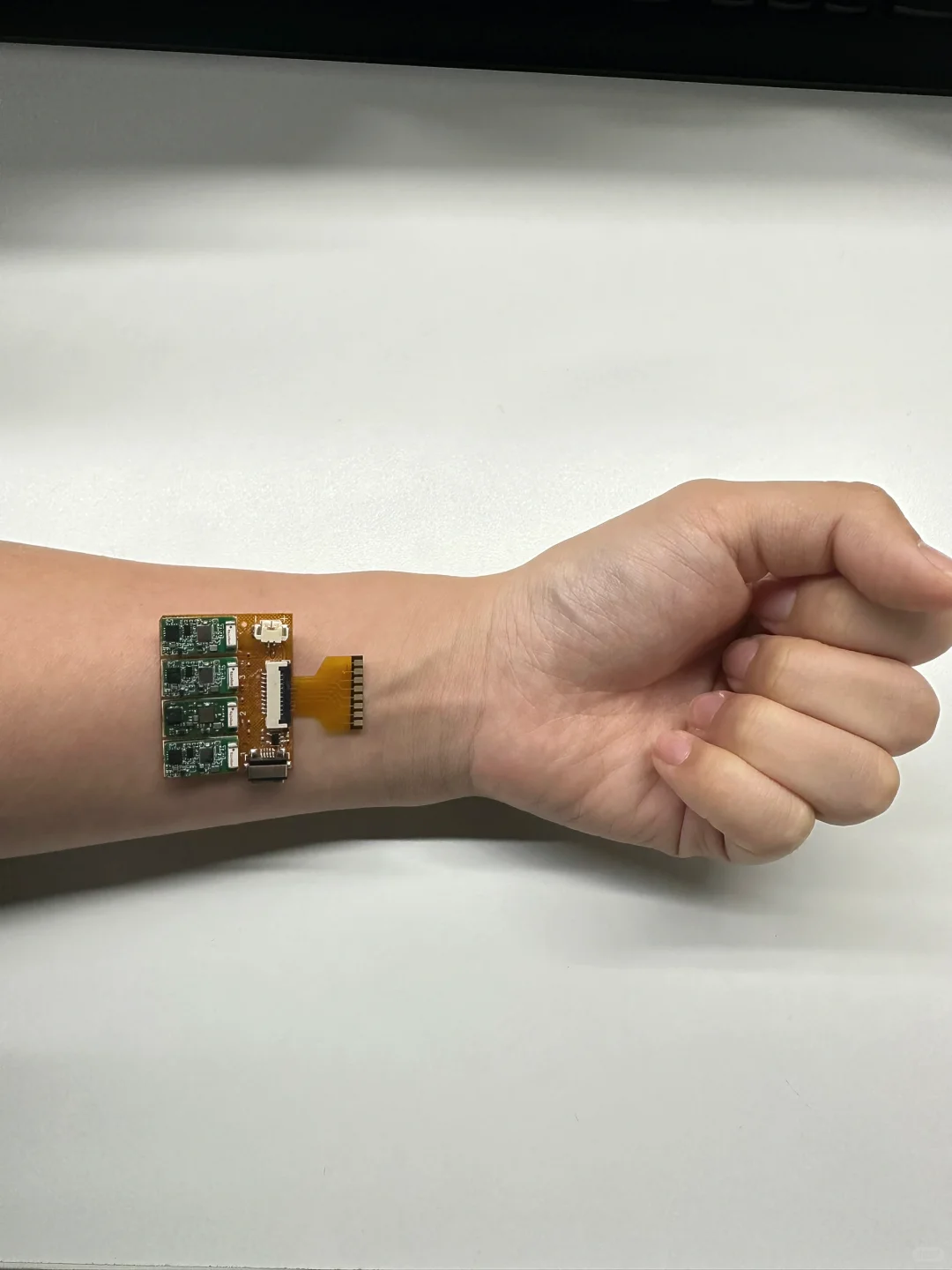 柔性可穿戴电化学传感器