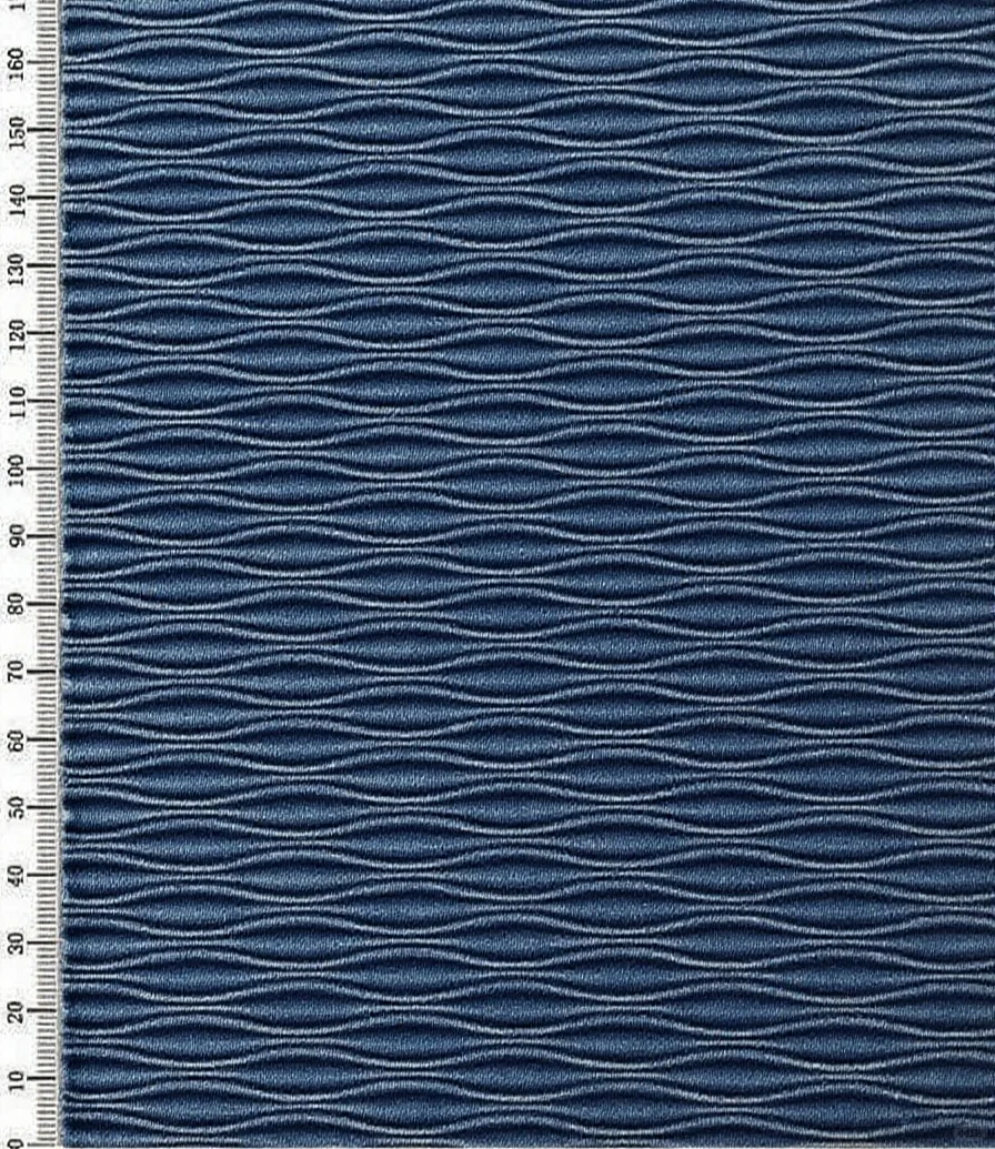 牛仔折皱压花面料你见过多少？设计师灵感！