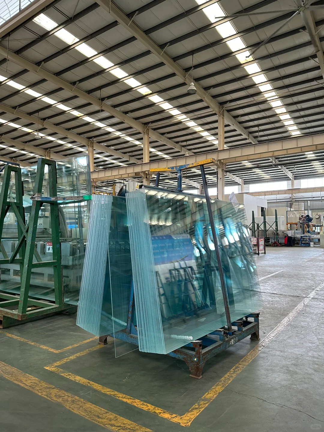 刚去了趟玻璃厂，有啥不懂的尽管问?