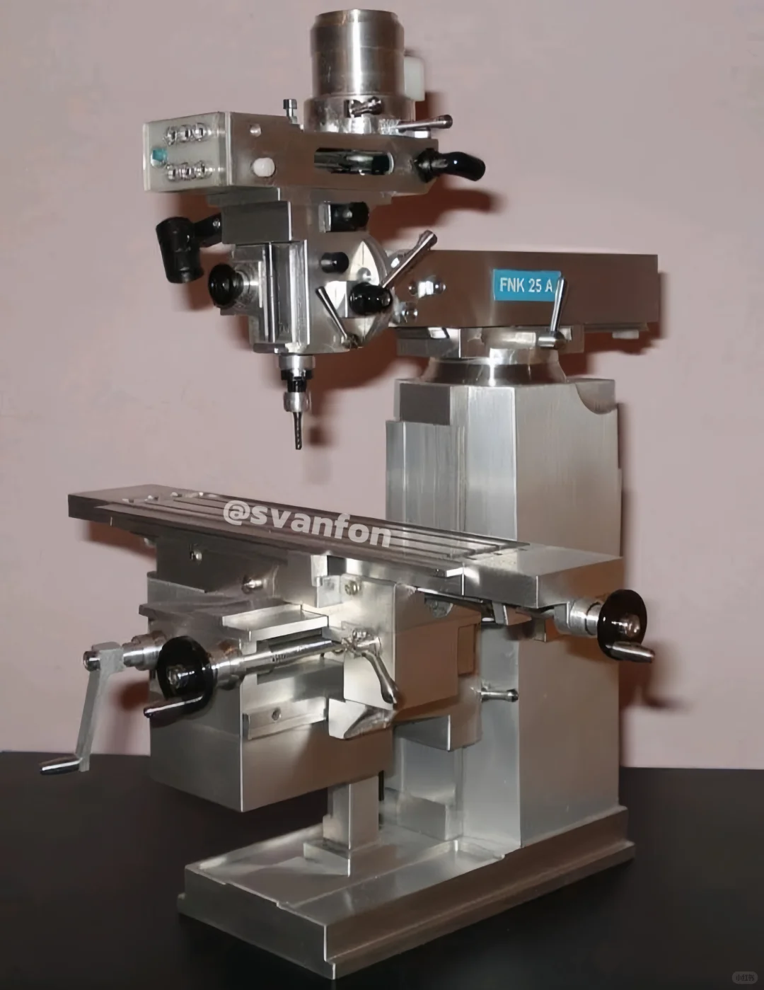 迷你铣床模型 微缩铣床 可动机械模型