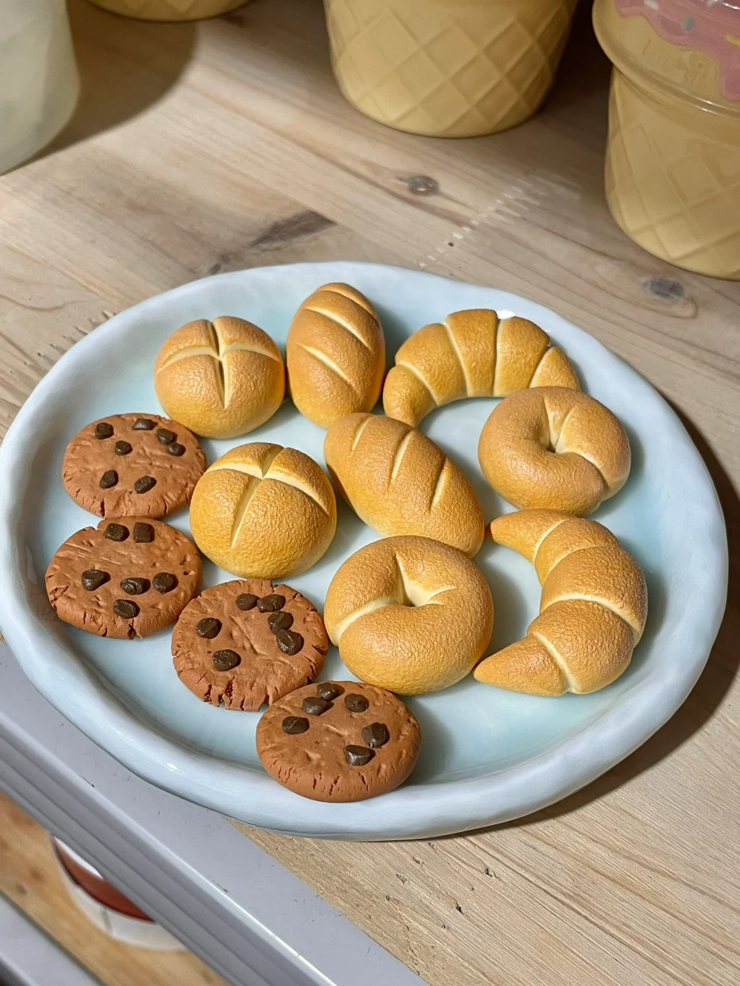 左滑烧制牛角包