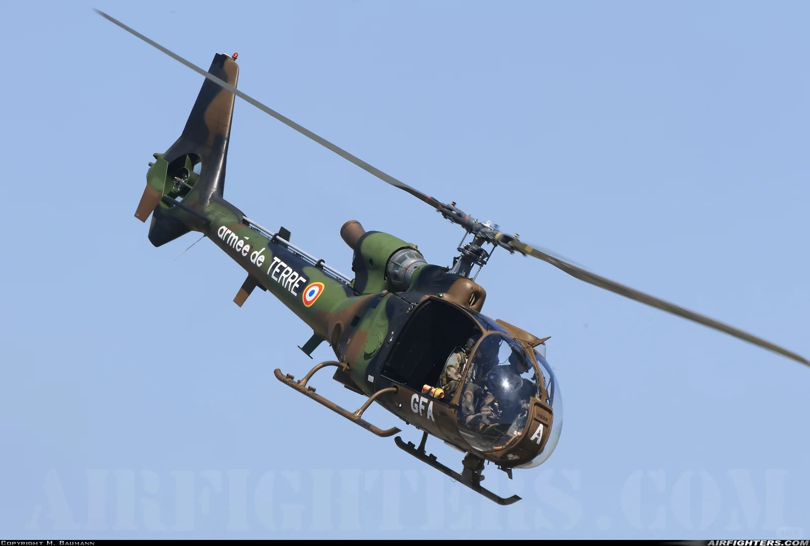 空中多面手SA-342“小羚羊”