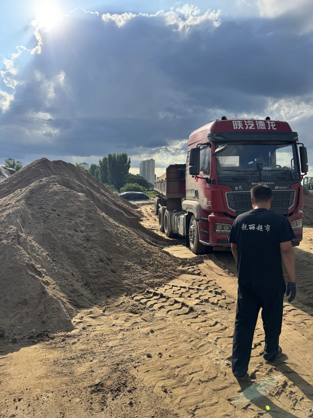 保定市沙子水泥红砖加气块石子出售