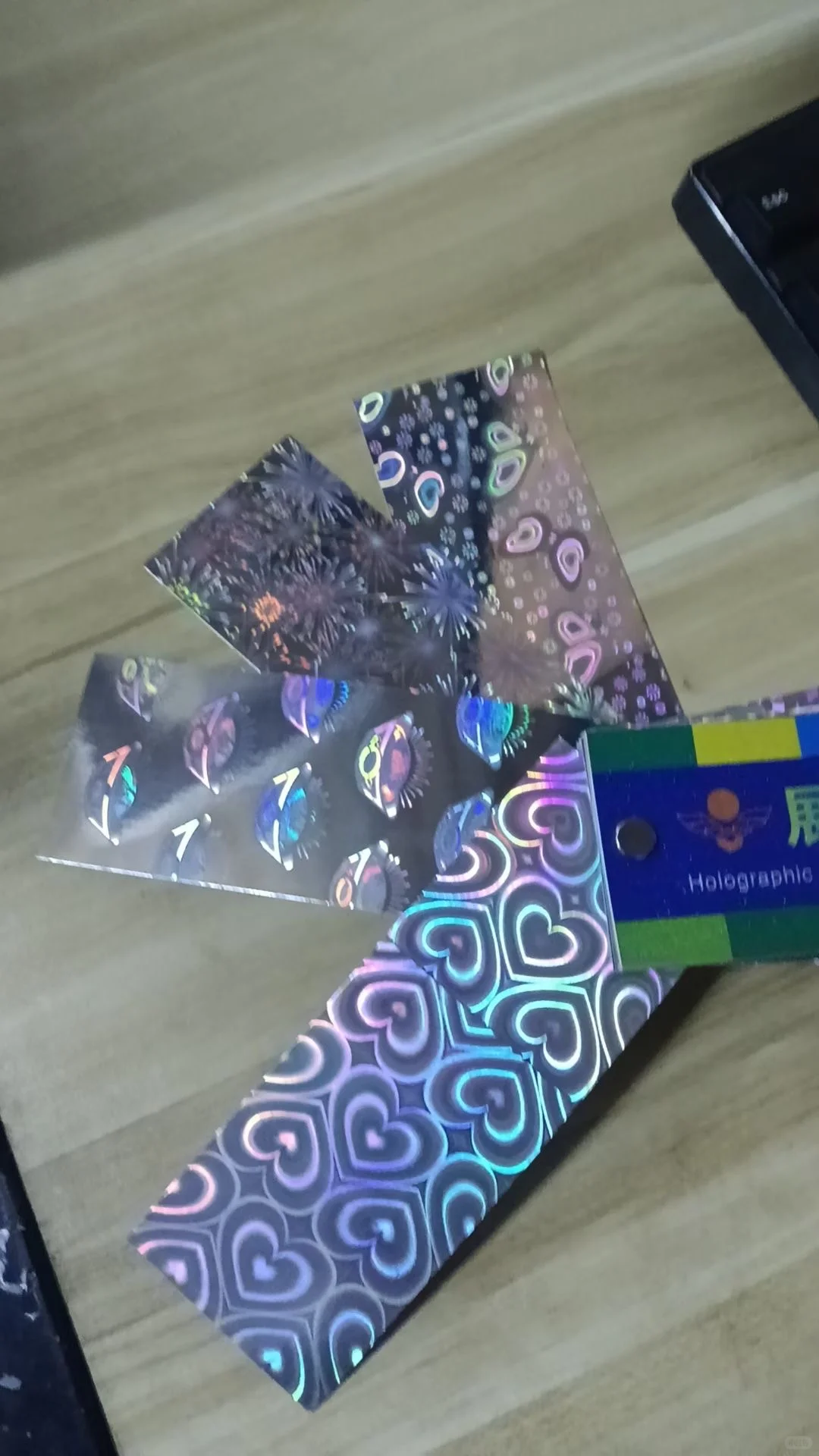 镭射膜材料如何运用于印刷包装产品